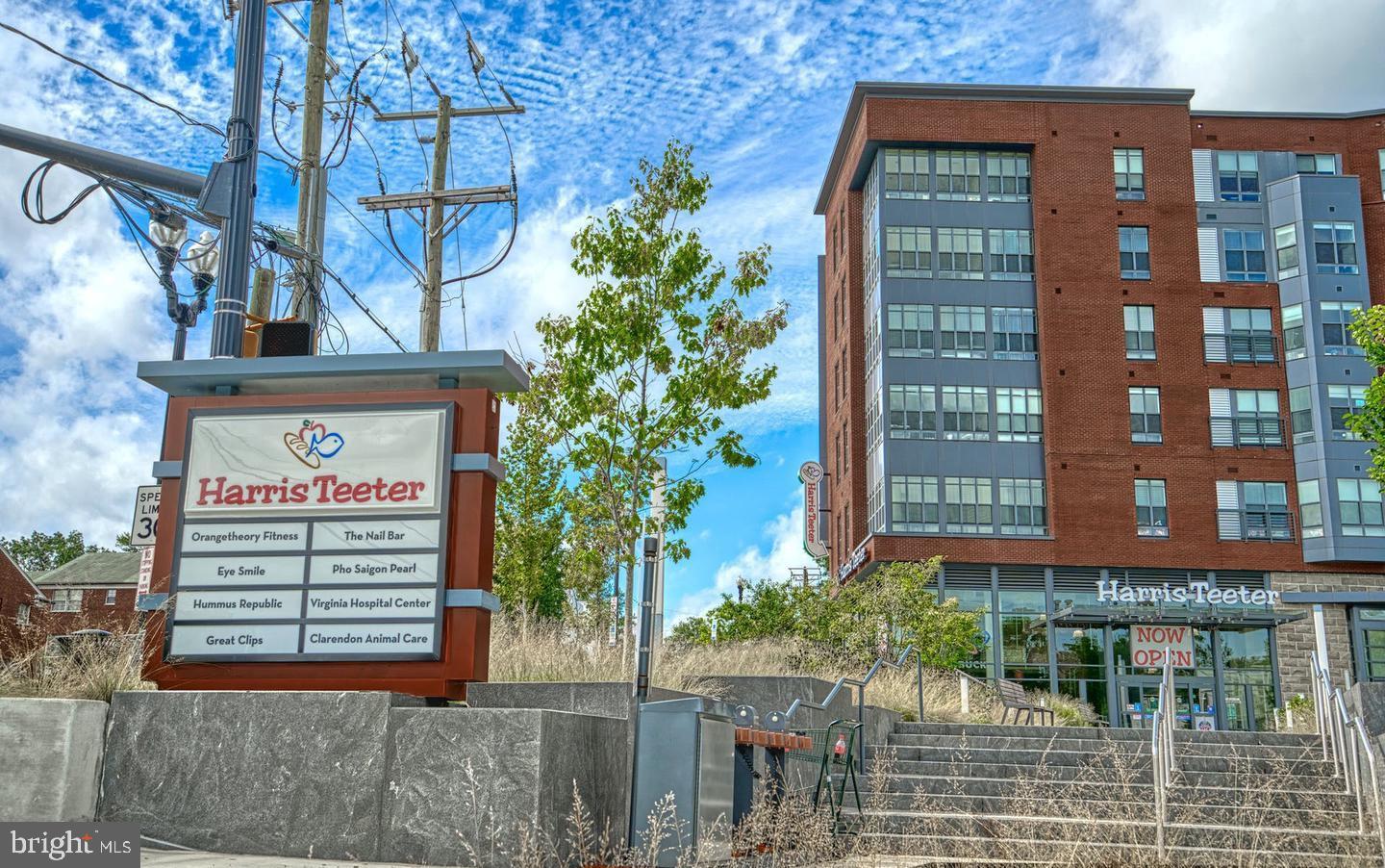 DUNDREE KNOLL - Residential Lease