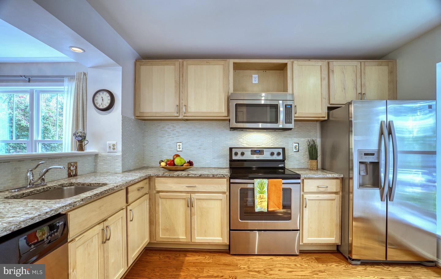 DUNDREE KNOLL - Residential Lease