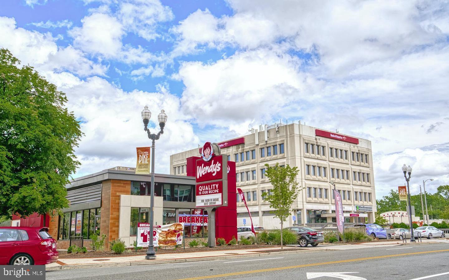 DUNDREE KNOLL - Residential Lease