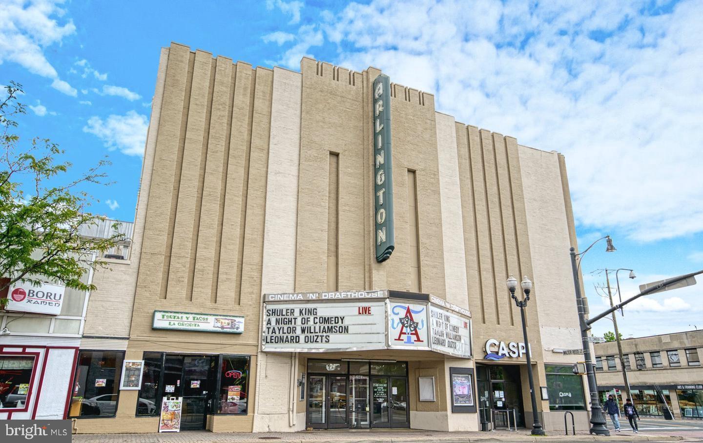 DUNDREE KNOLL - Residential Lease