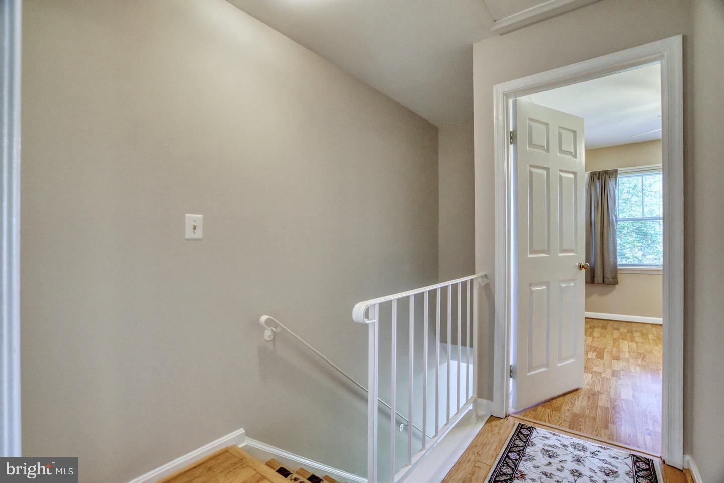 DUNDREE KNOLL - Residential Lease