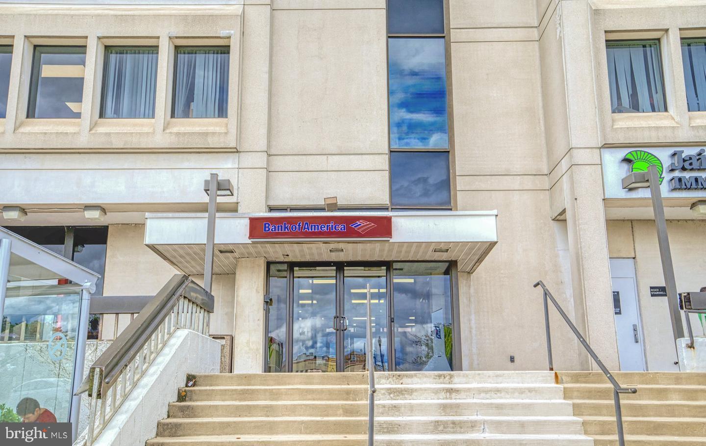 DUNDREE KNOLL - Residential Lease