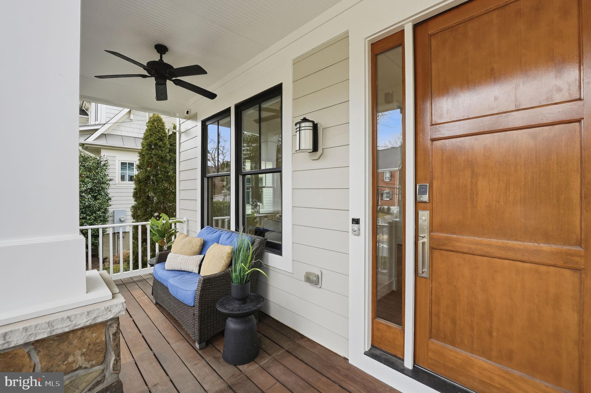 1614 N JACKSON STREET