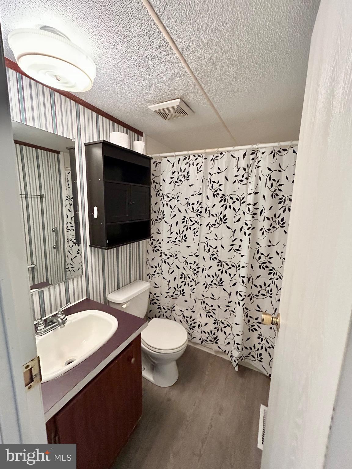 EDEN ESTATES - Residential