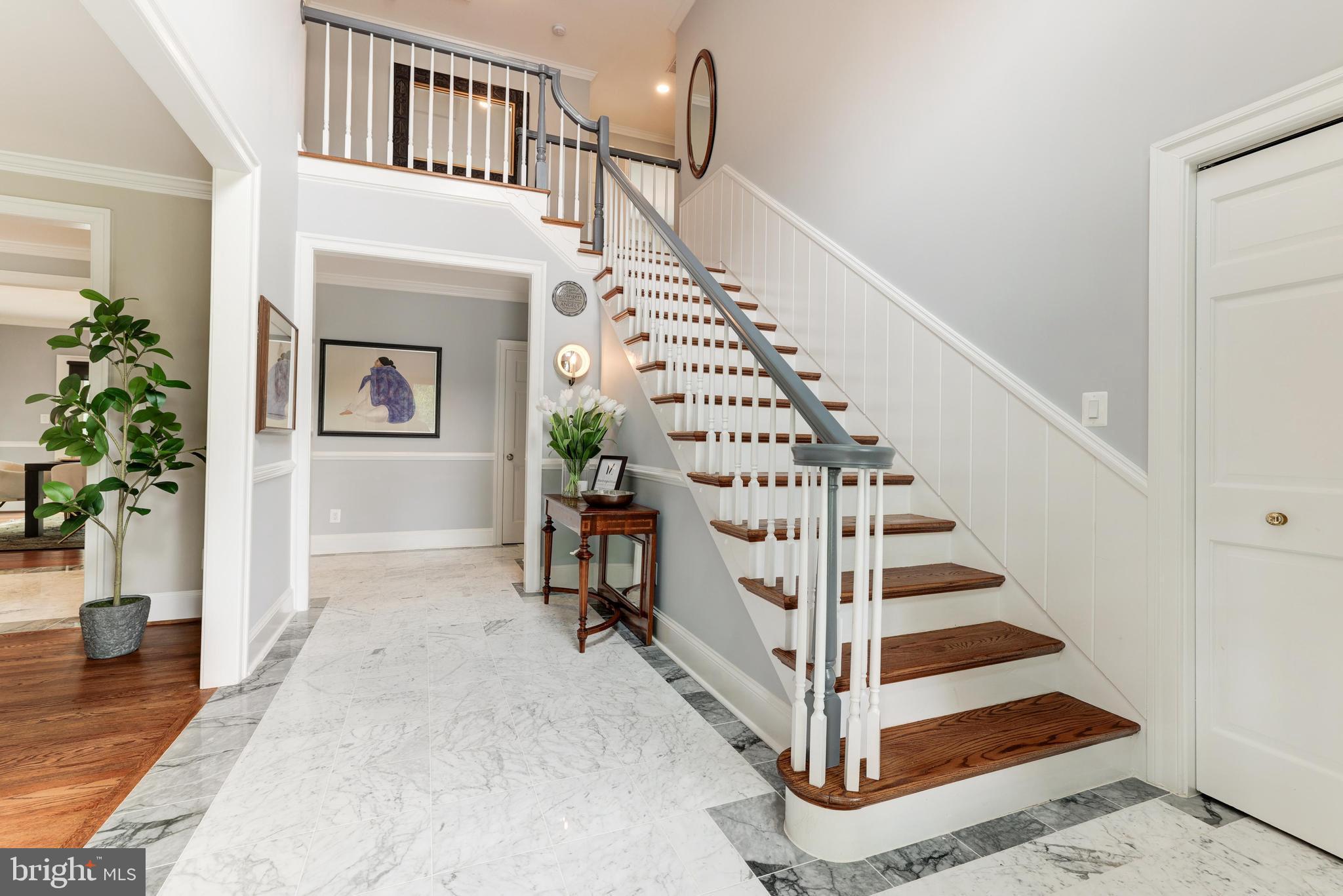 SENECA FARMS - Residential