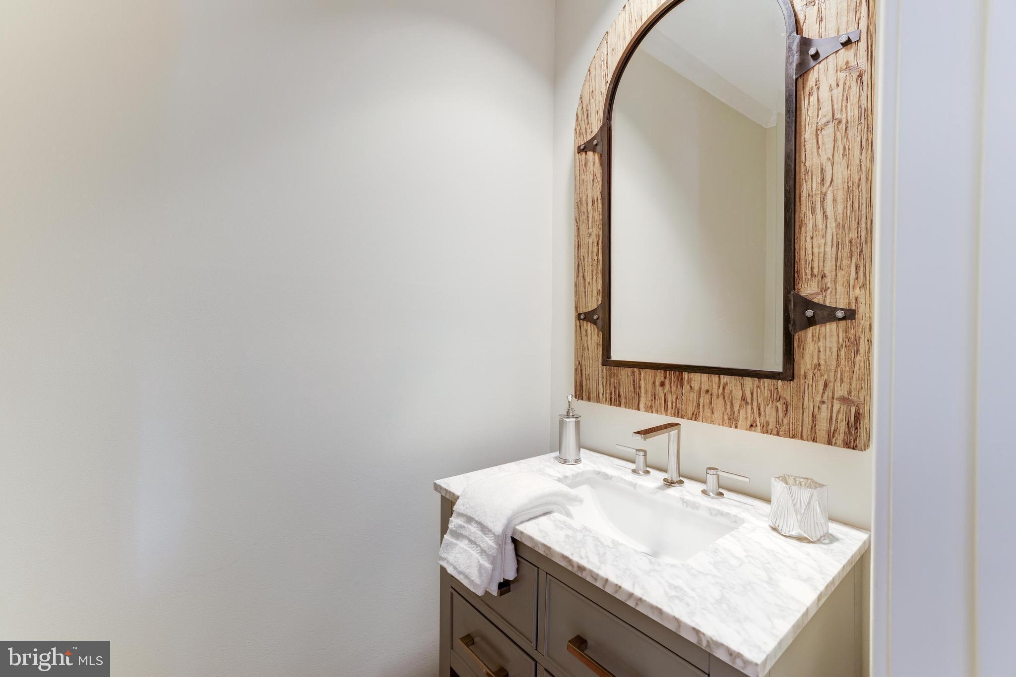 SENECA FARMS - Residential