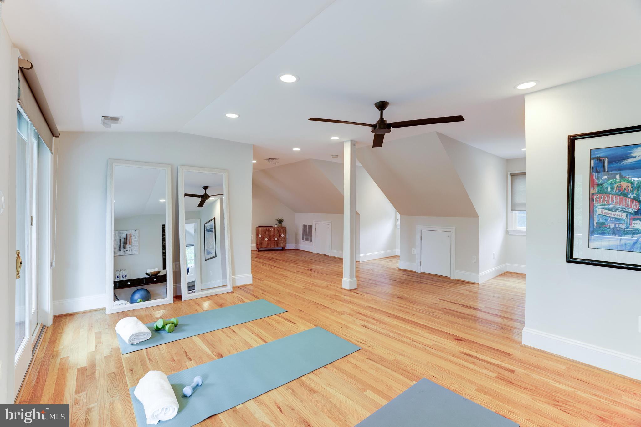 SENECA FARMS - Residential