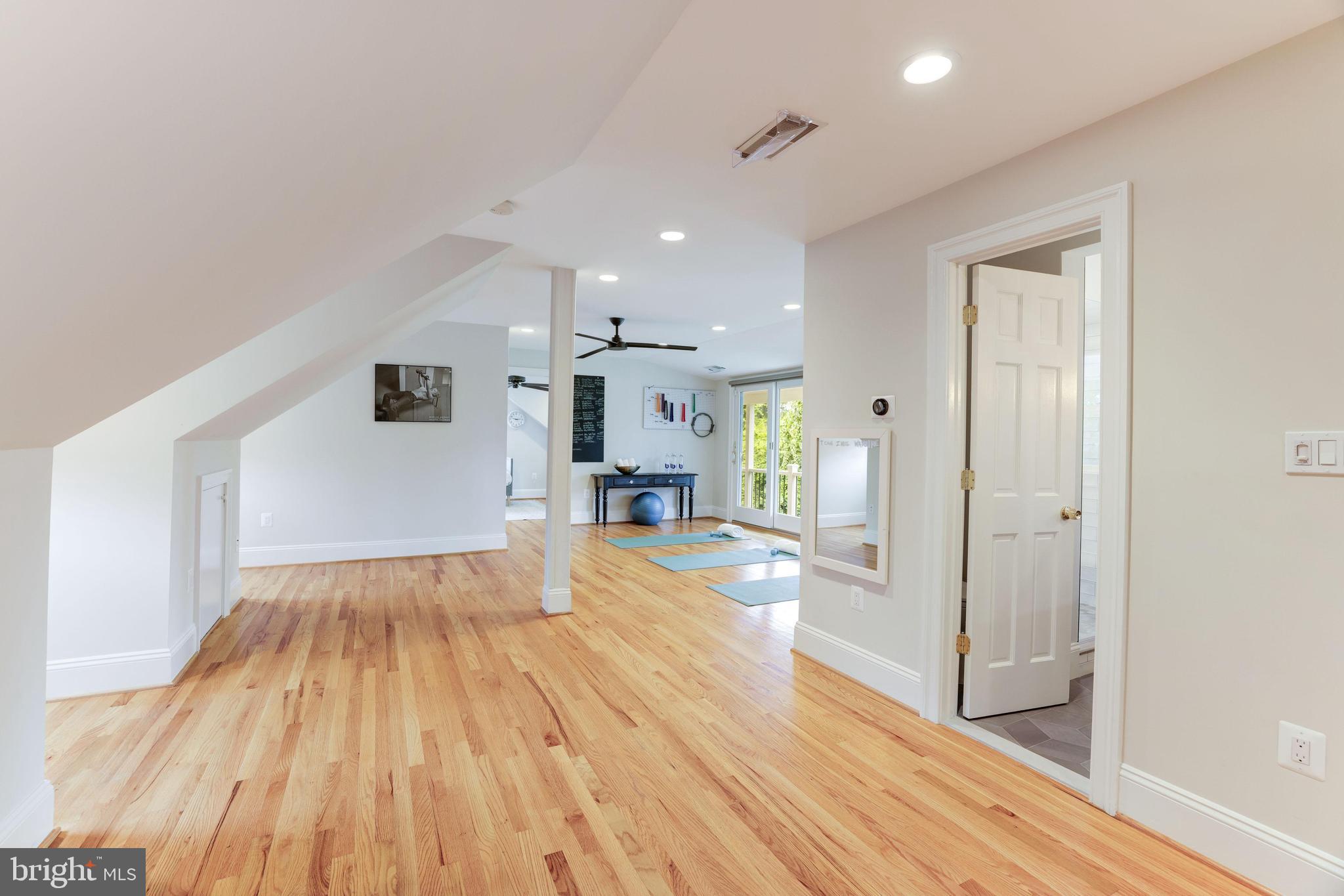 SENECA FARMS - Residential