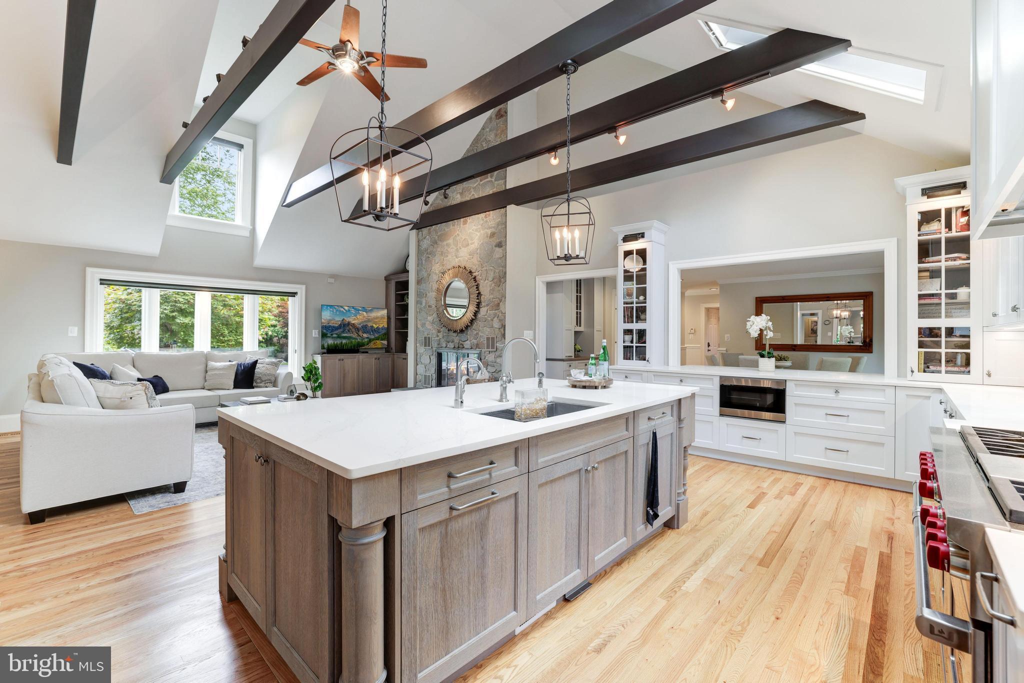 SENECA FARMS - Residential