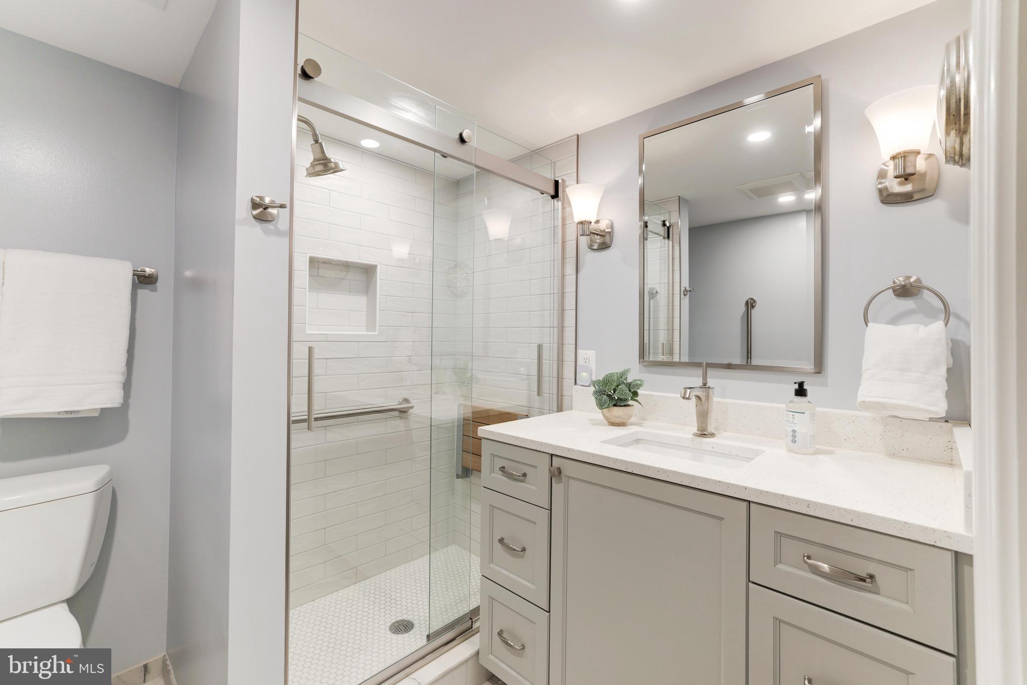 SENECA FARMS - Residential