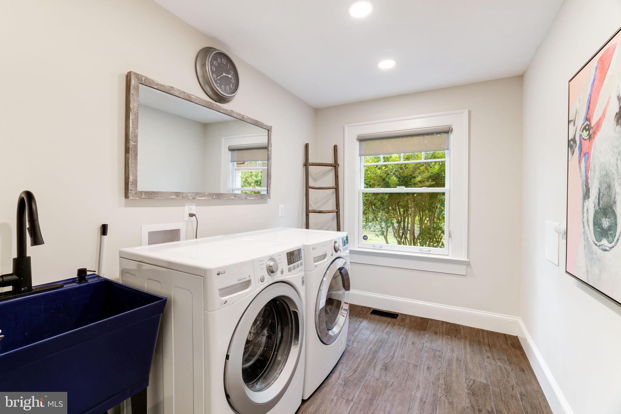 SENECA FARMS - Residential