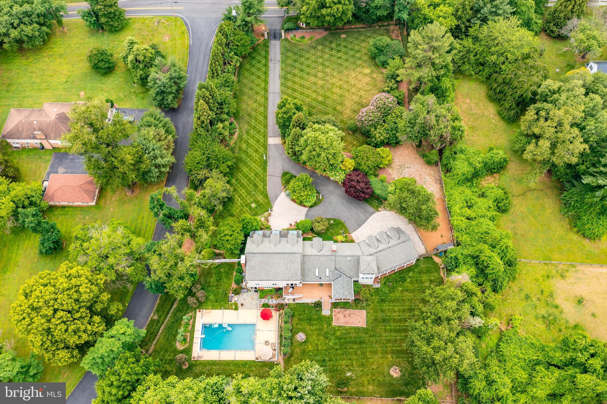 SENECA FARMS - Residential