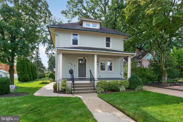256 W PINE ST, AUDUBON, NJ 08106 - Image e77f02b442b1db3cfa21b79c87e34c32/511176789