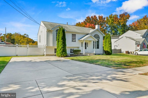 155 ARLINE AVE, WOODBURY, NJ 08096 - Image e77f575fa8c516d32723a9e2c9984dec/1237360826