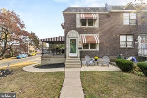 Townhouse For Sale - 5125 Palmer Mill Road<br/> Delaware County, CLIFTON HEIGHTS, PA 19018