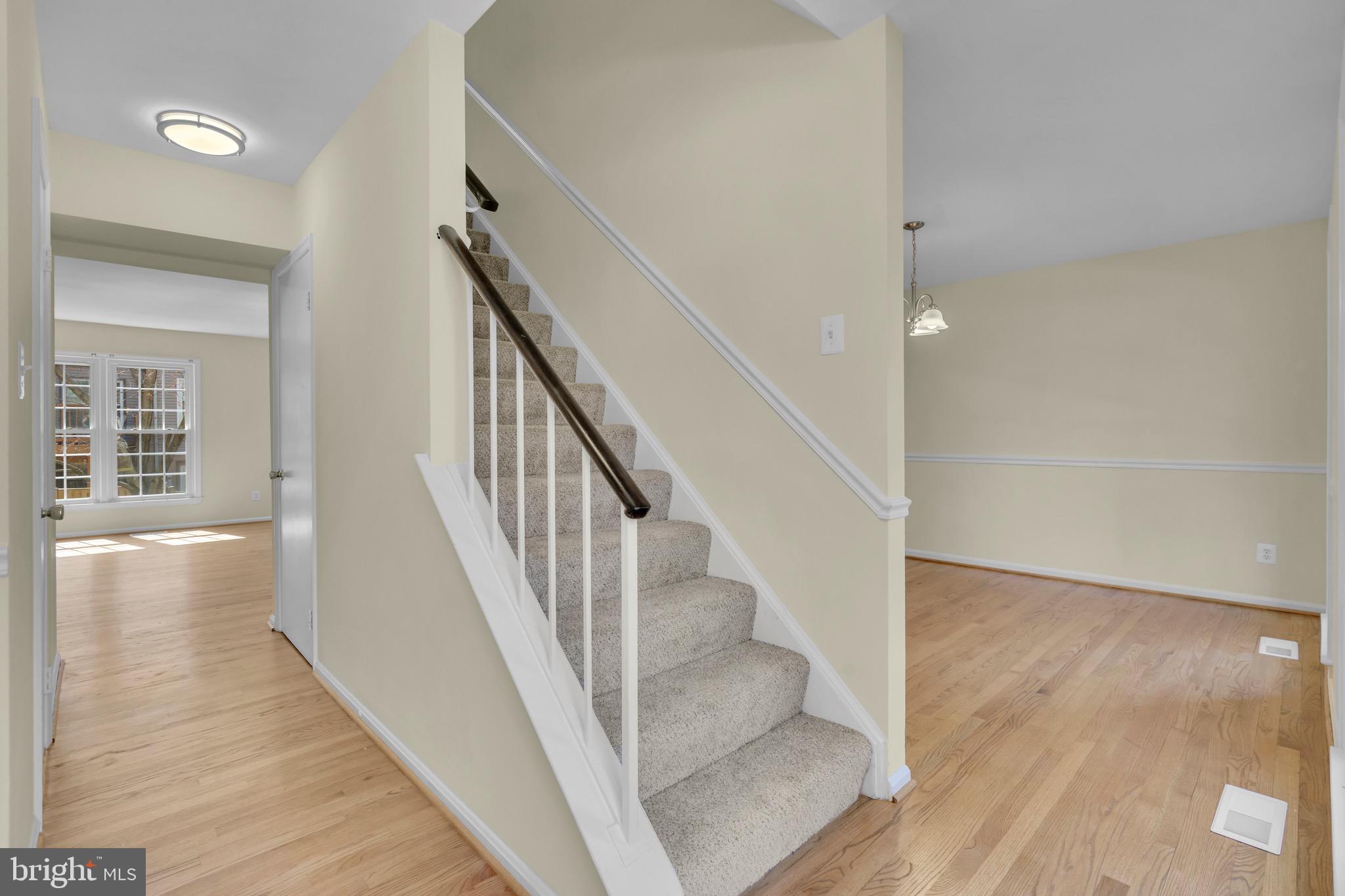 COUNTRY CREEK - Residential