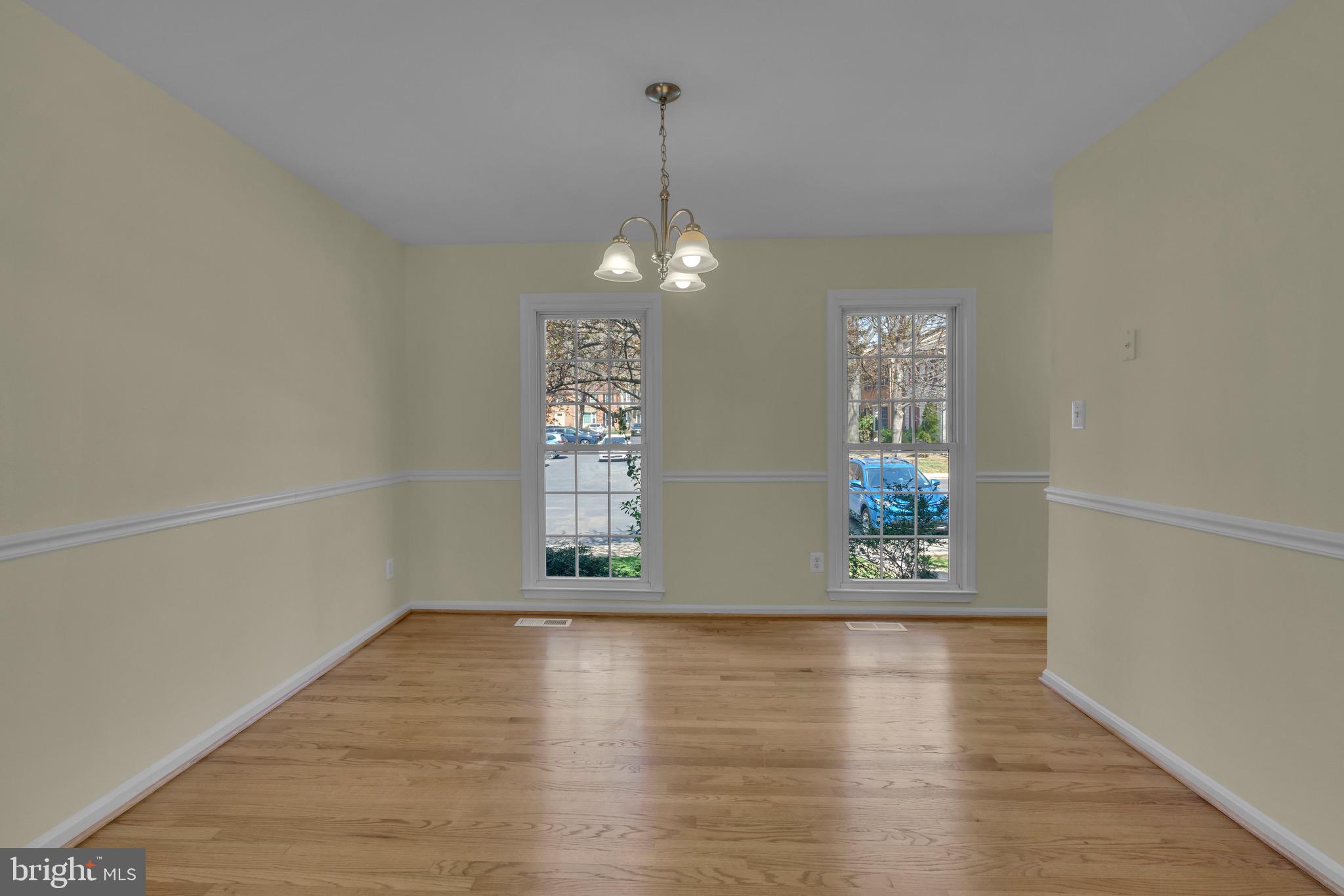 COUNTRY CREEK - Residential