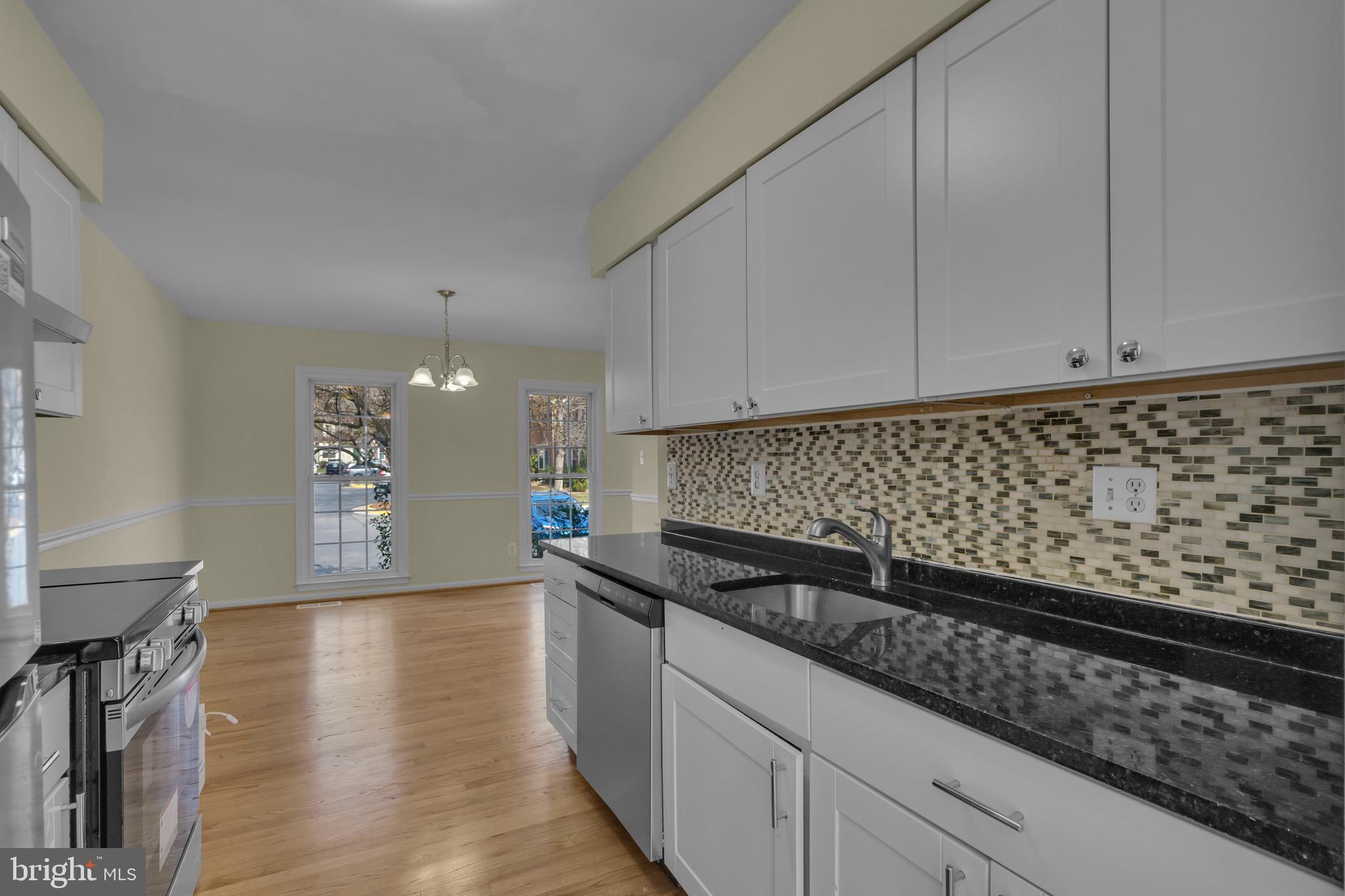 COUNTRY CREEK - Residential