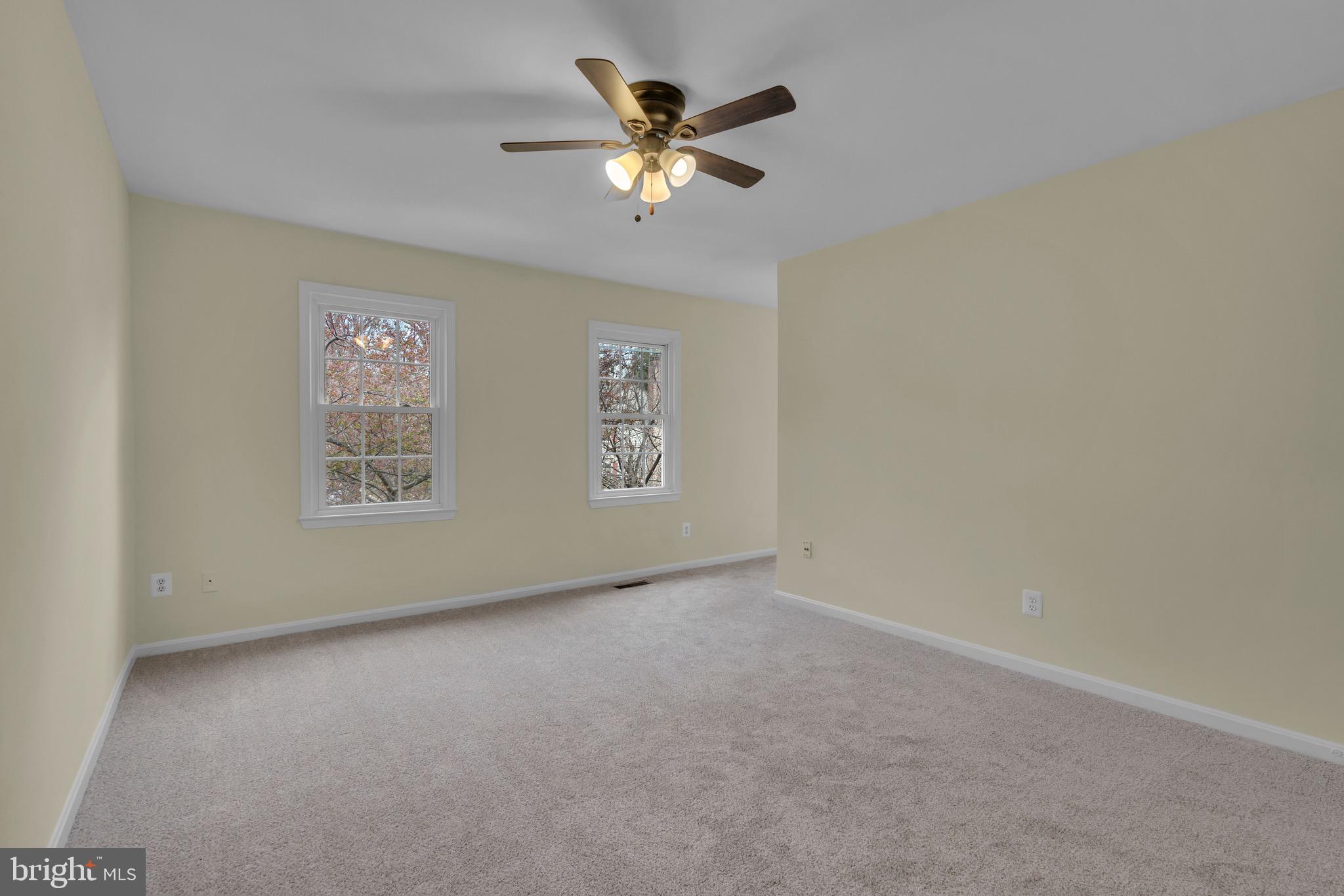 COUNTRY CREEK - Residential