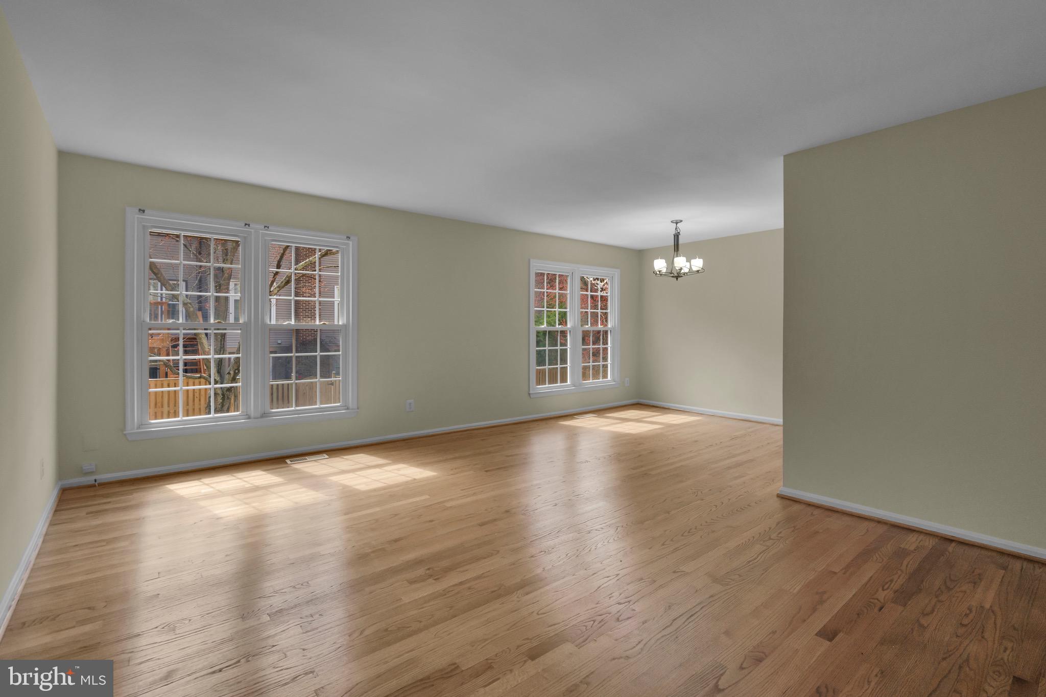 COUNTRY CREEK - Residential