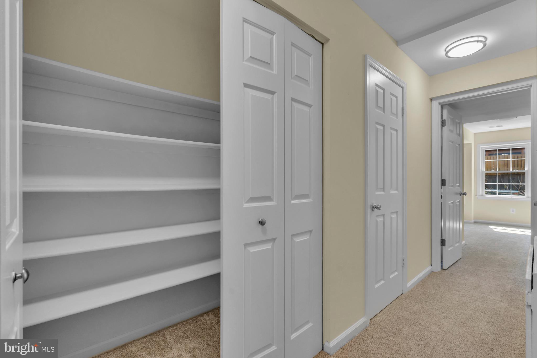 COUNTRY CREEK - Residential