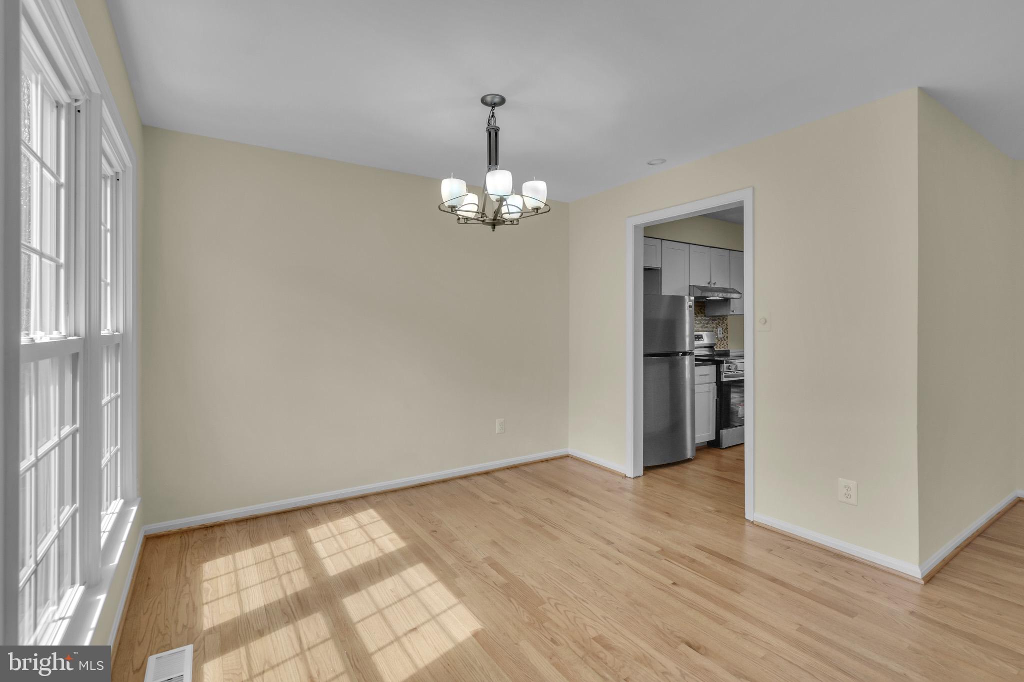 COUNTRY CREEK - Residential