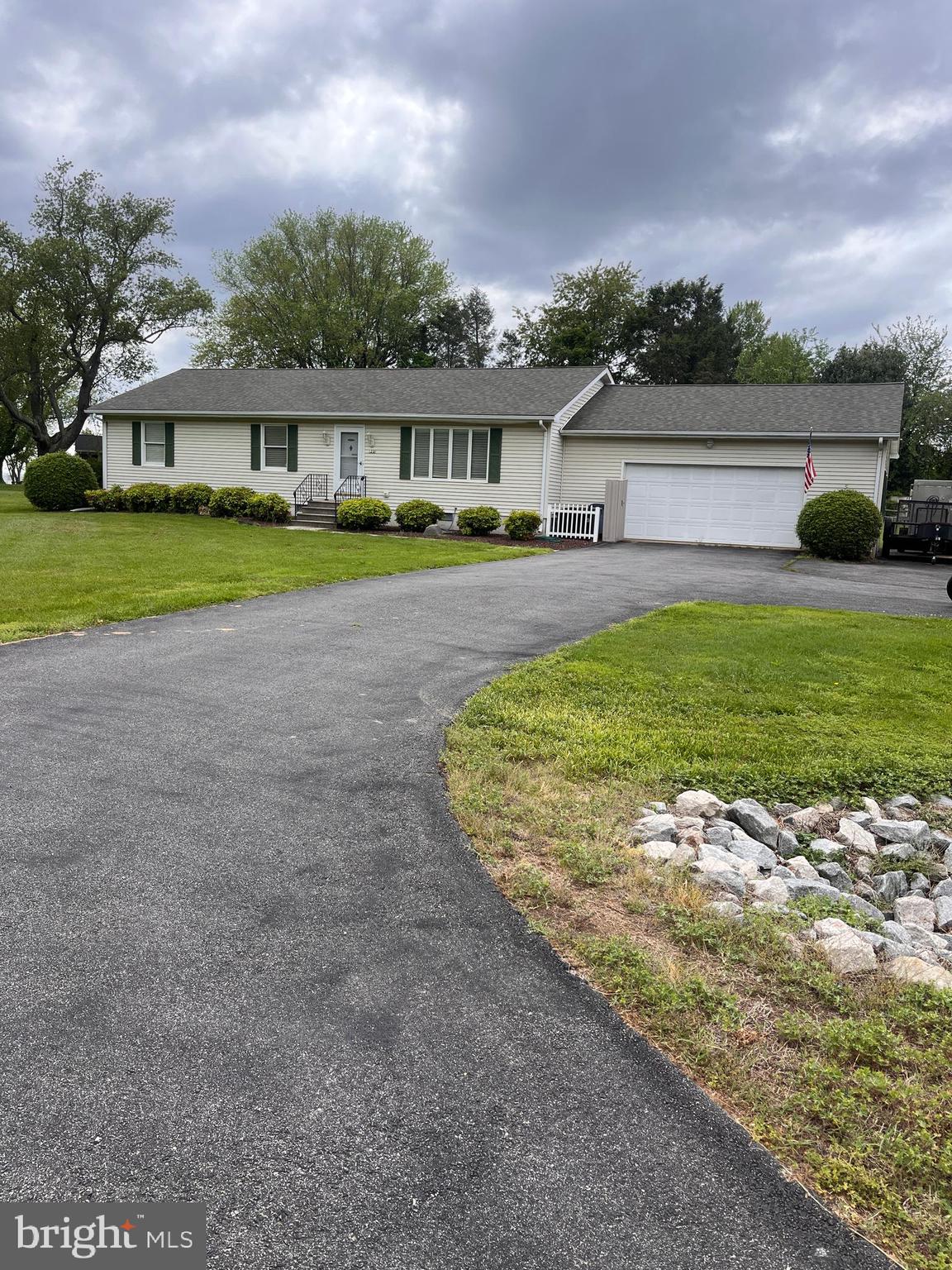 CHESAPEAKE ESTATES - Residential Lease