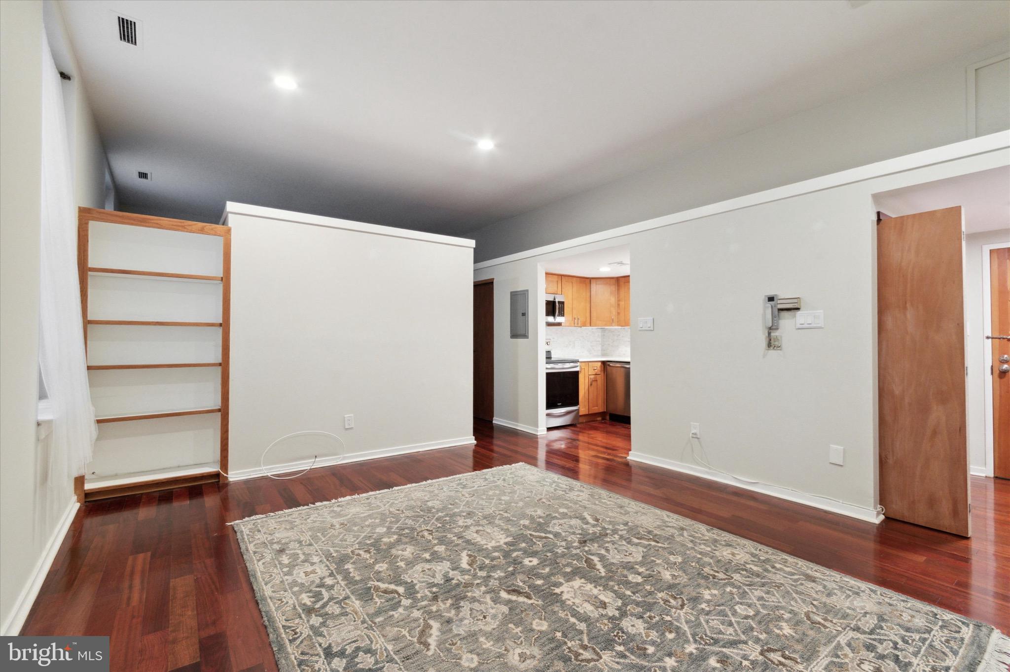 OLD CITY - Residential