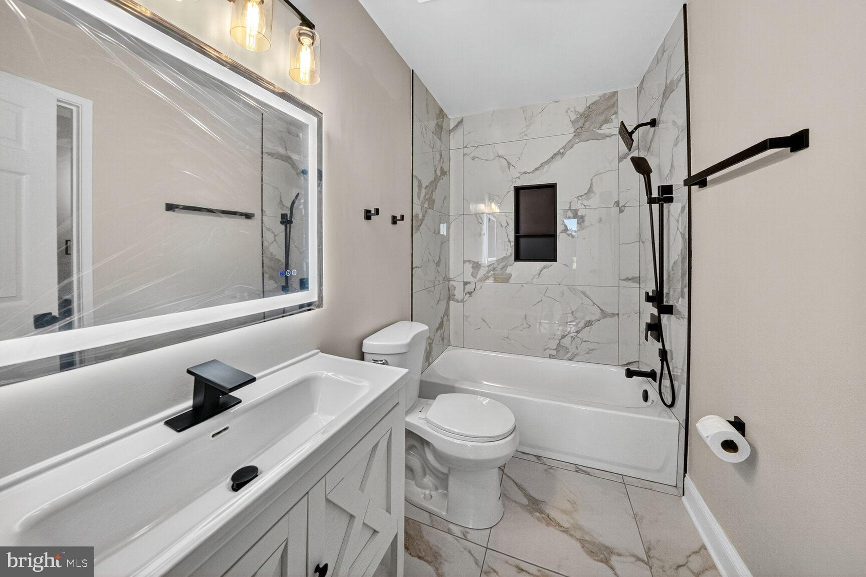 CLUB HILL - Residential