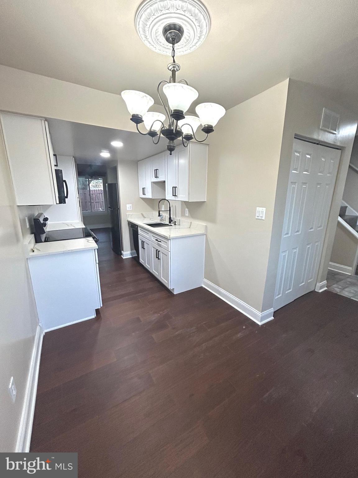 CLUB HILL - Residential