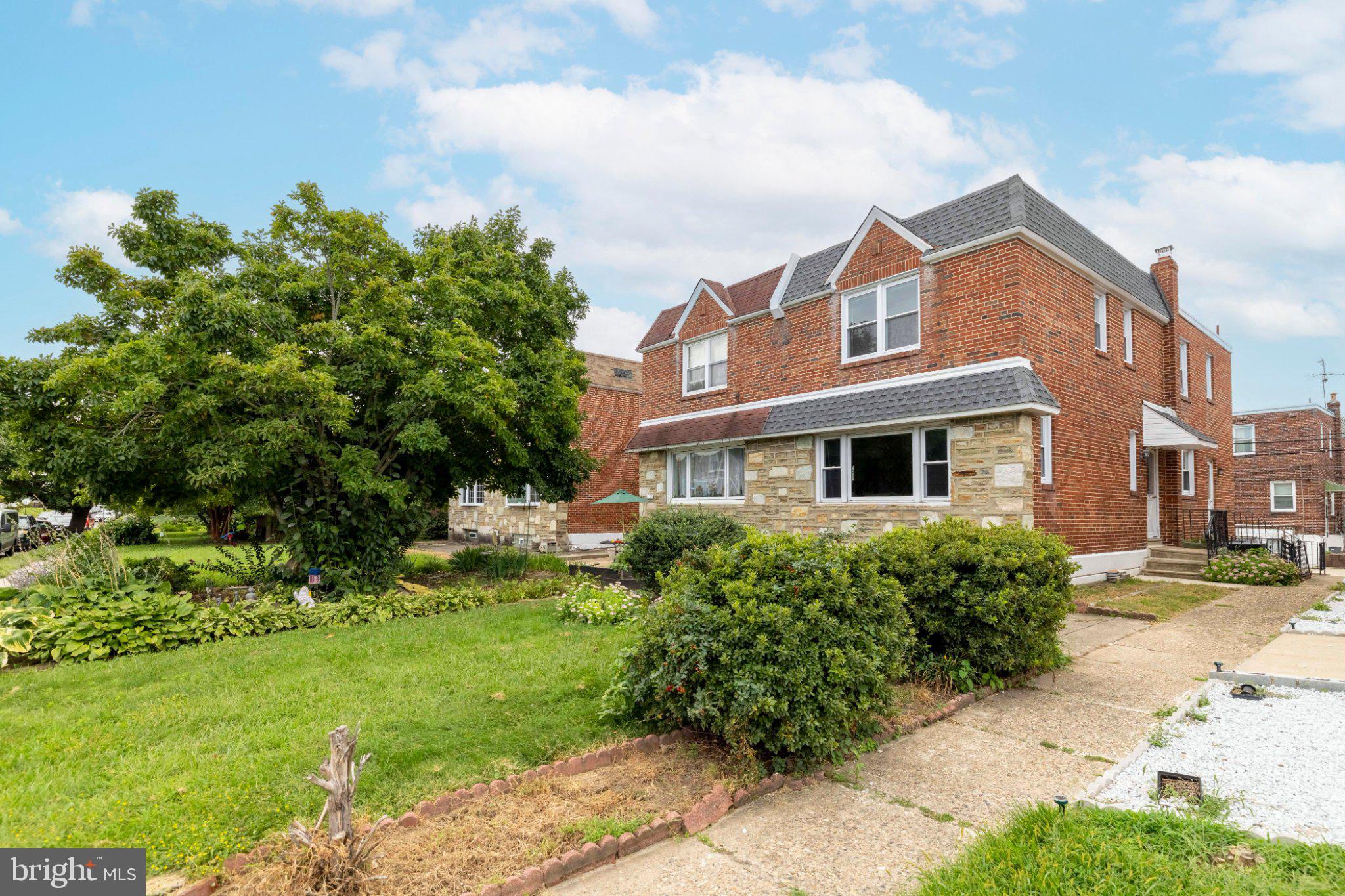 828 BRIGHTON STREET