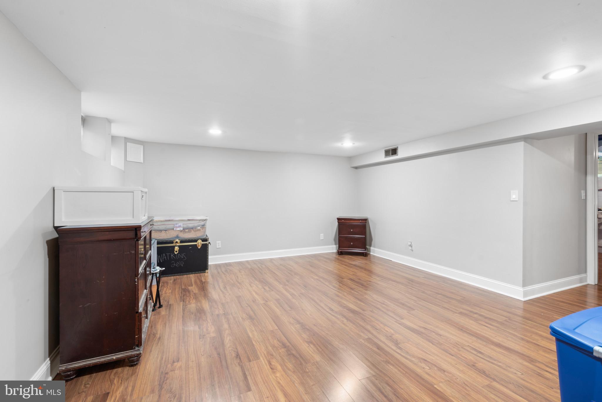 ACADEMY HEIGHTS - Residential Lease