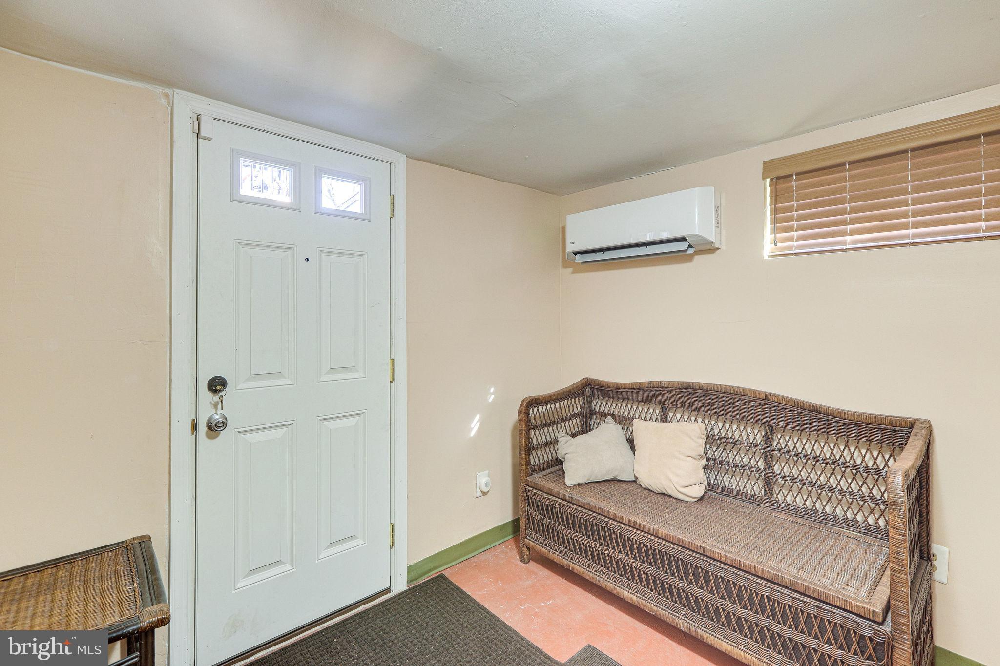 HARICLIF - Residential Lease