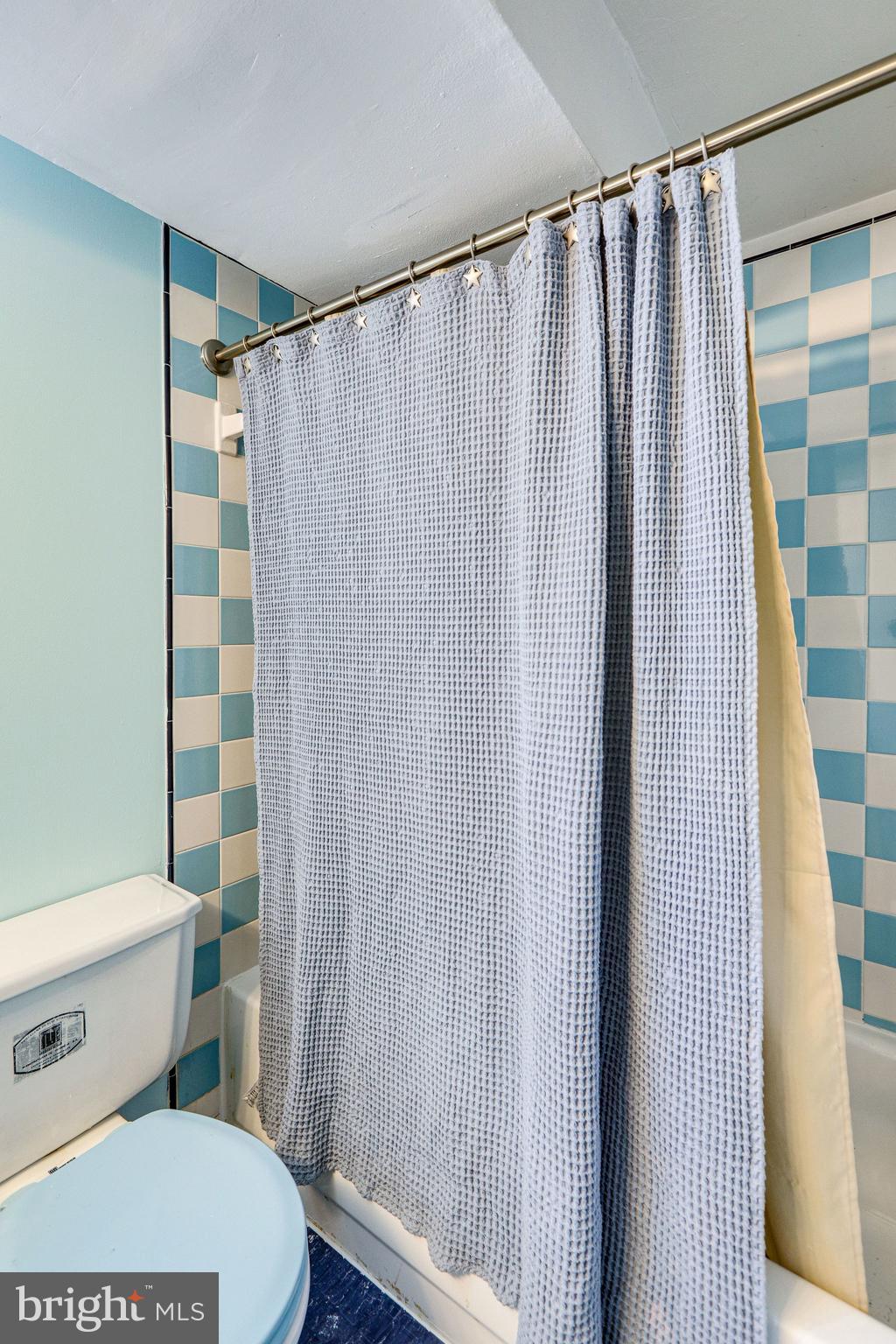 HARICLIF - Residential Lease