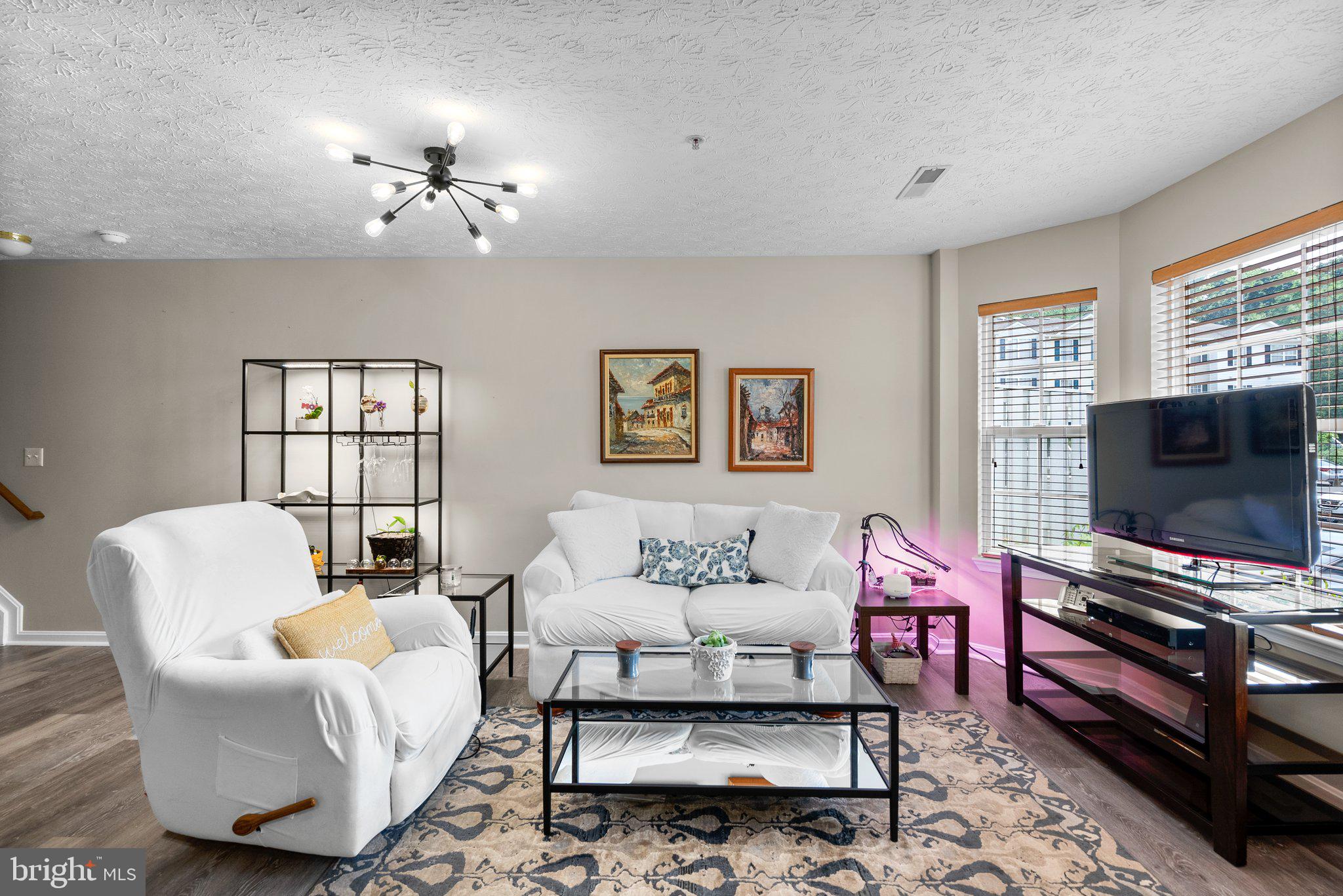 50 AMBERSTONE COURT C