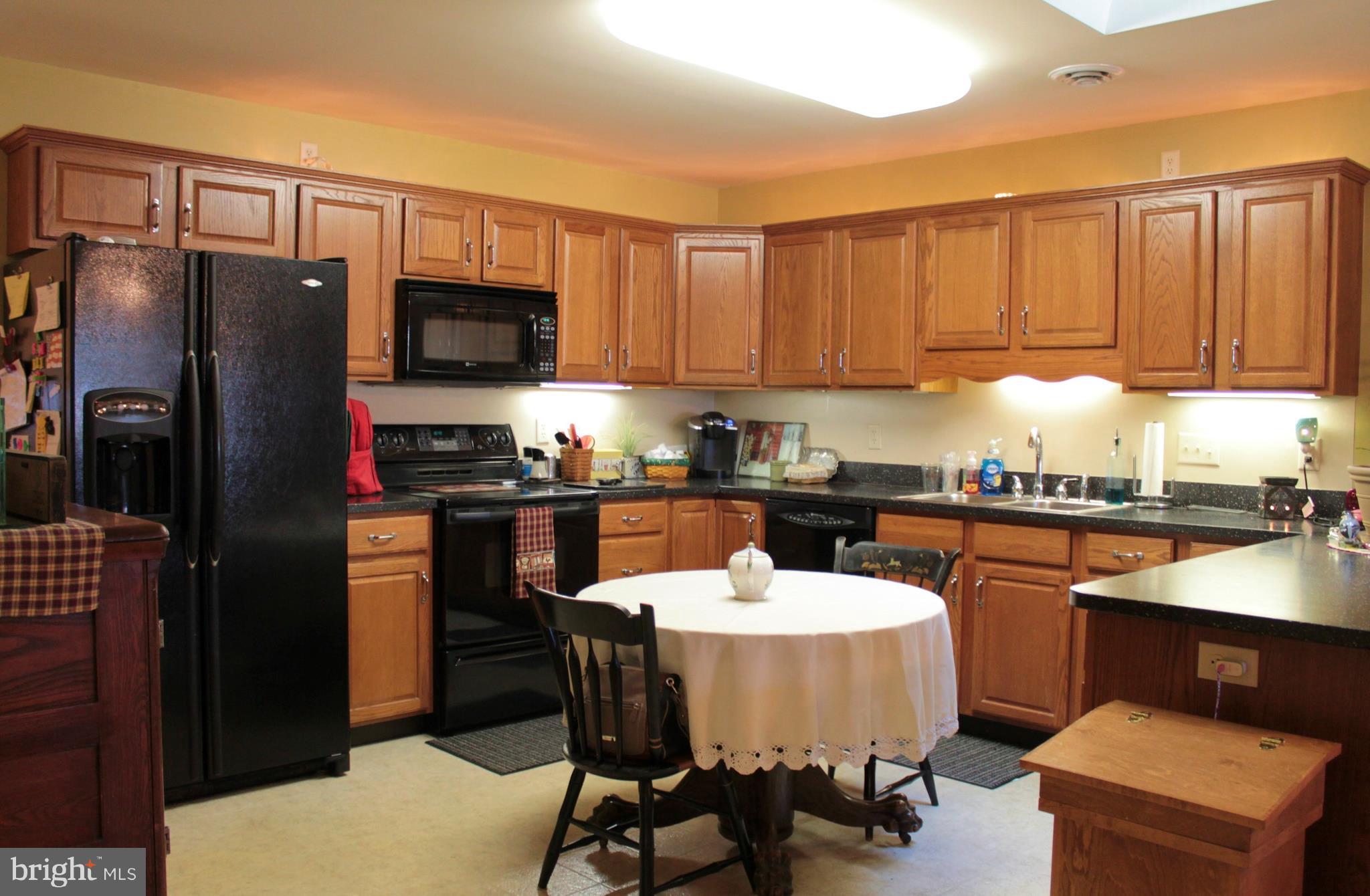 SOUTH POINTE - Residential