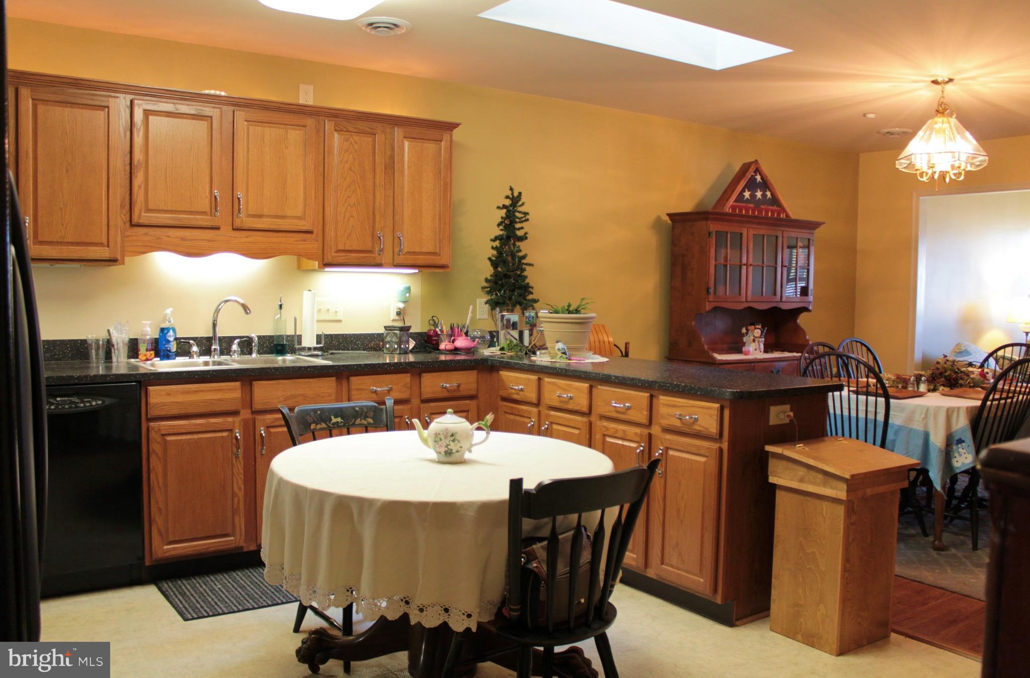 SOUTH POINTE - Residential