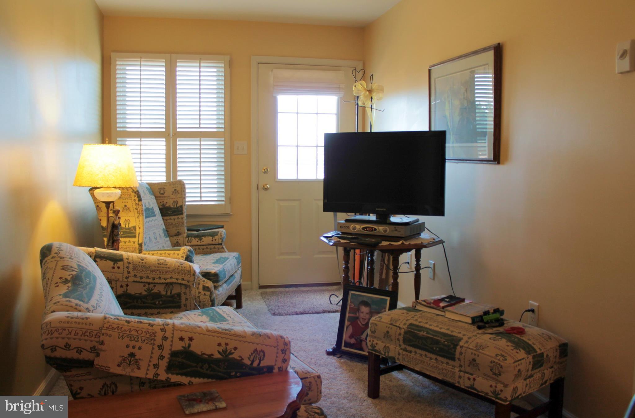 SOUTH POINTE - Residential