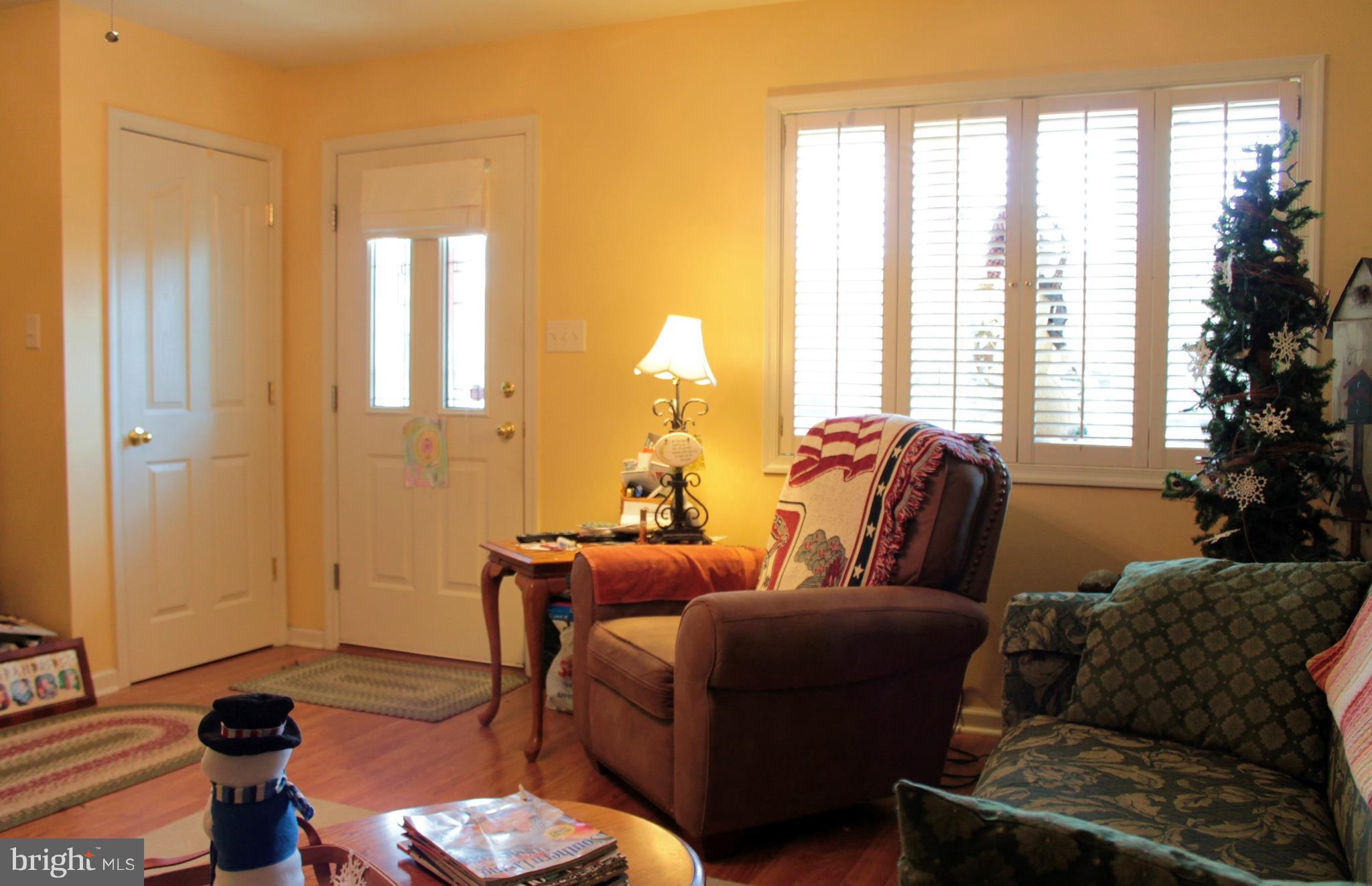 SOUTH POINTE - Residential