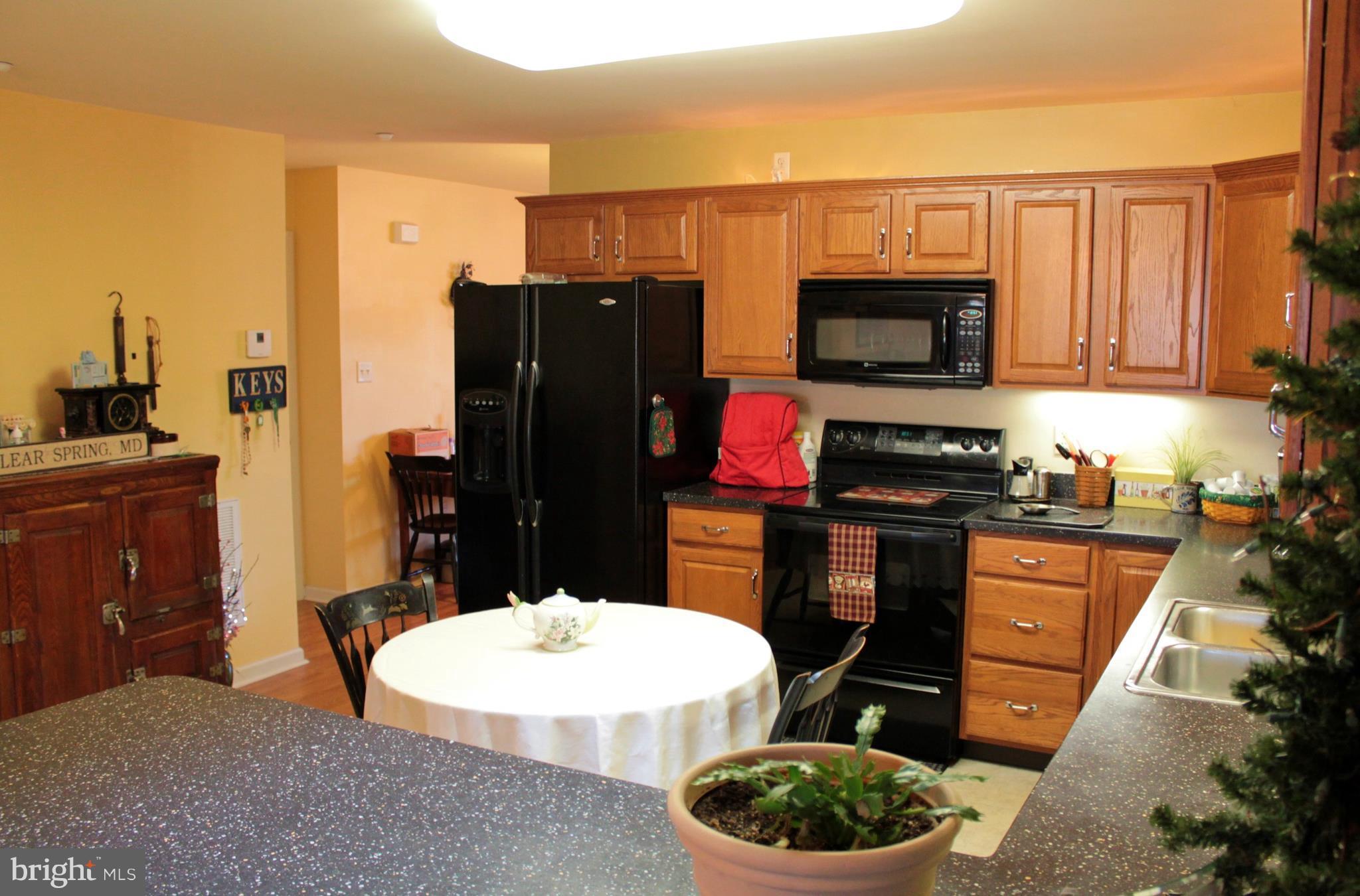 SOUTH POINTE - Residential