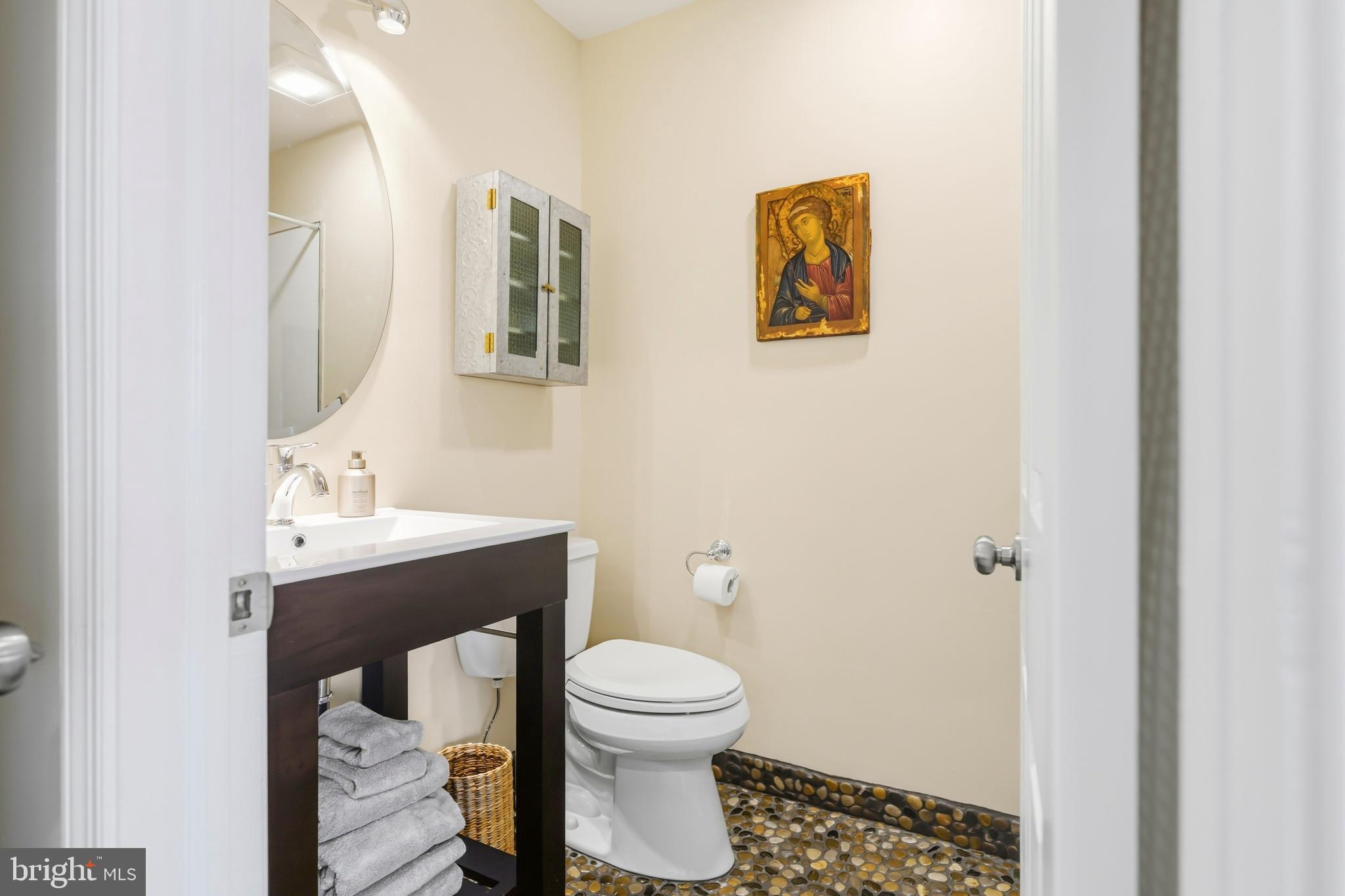 PERRY CABIN - Residential