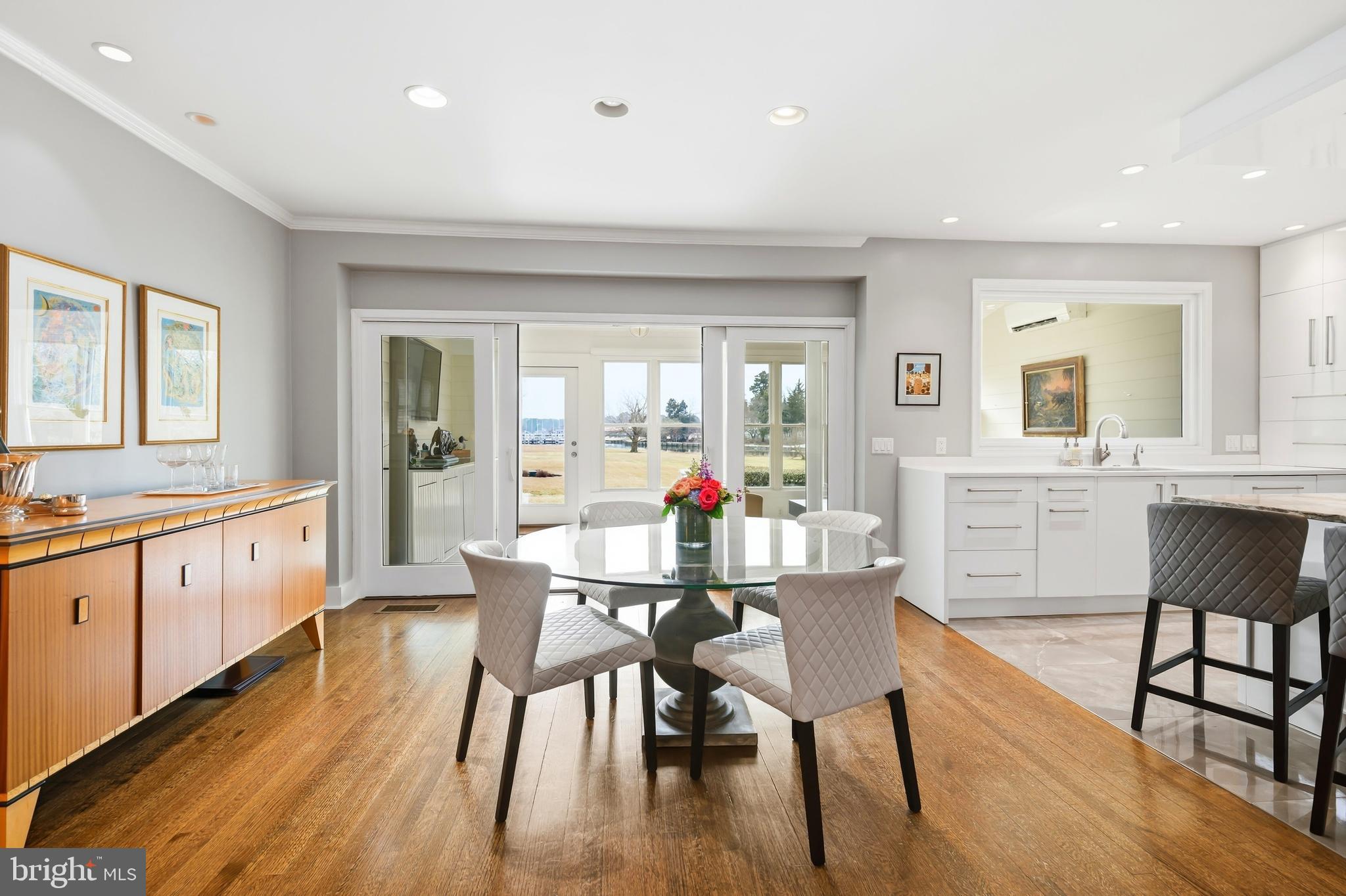 PERRY CABIN - Residential