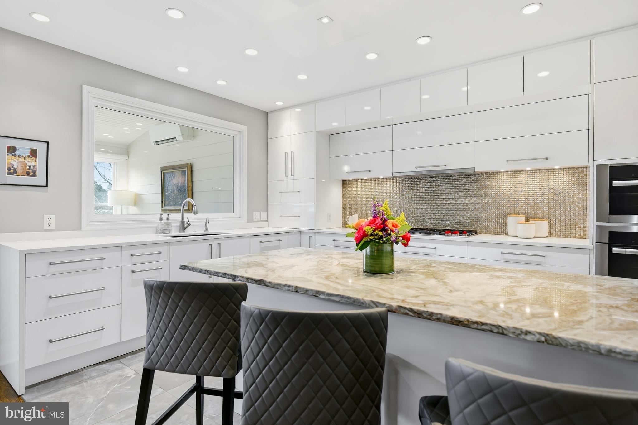 PERRY CABIN - Residential