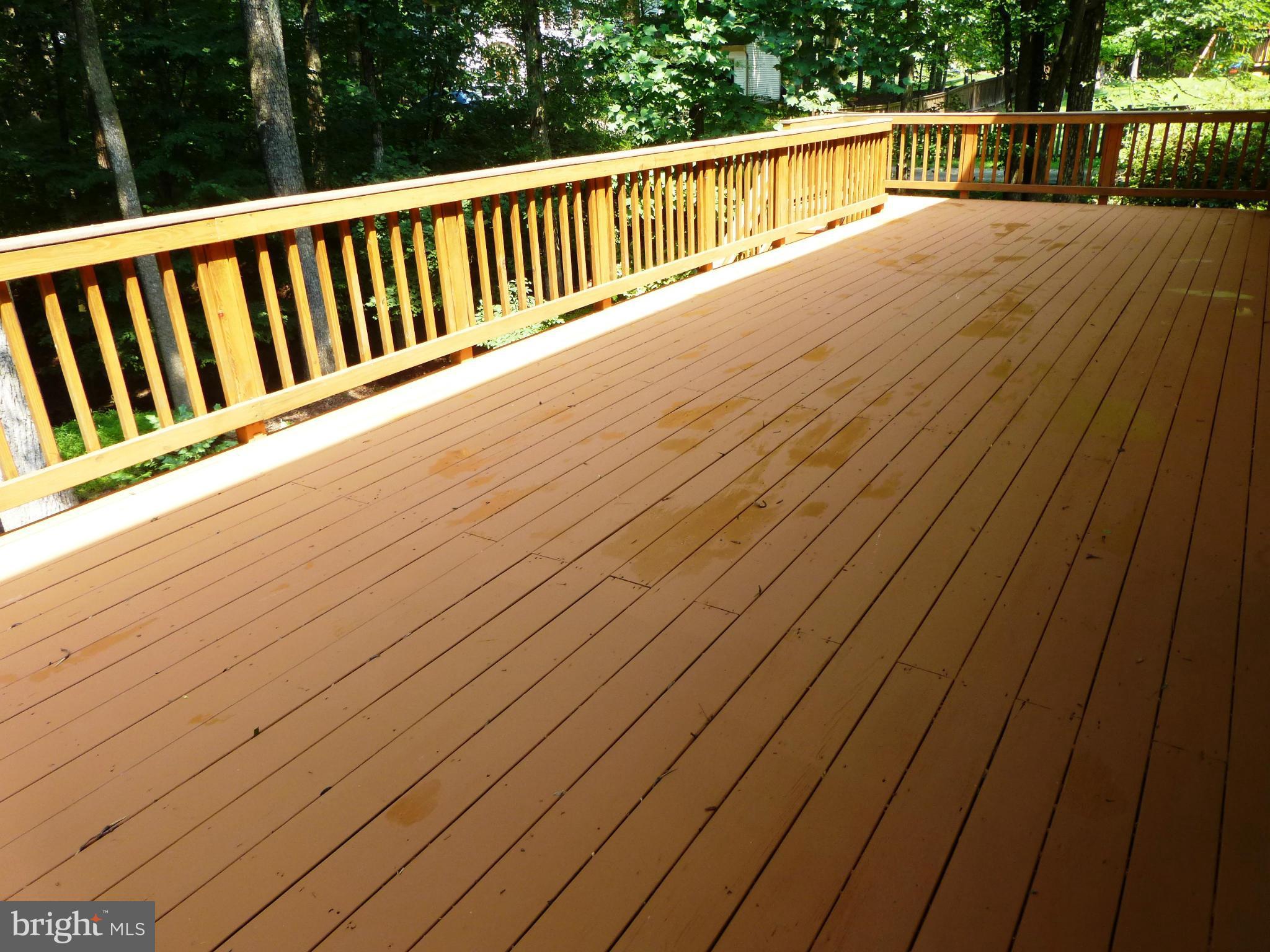 LAKE RIDGE - Residential