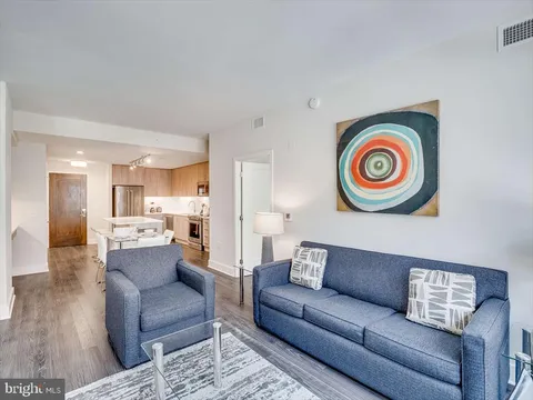 4901 Montgomery Lane, Bethesda, MD MLS: MDMC2026936