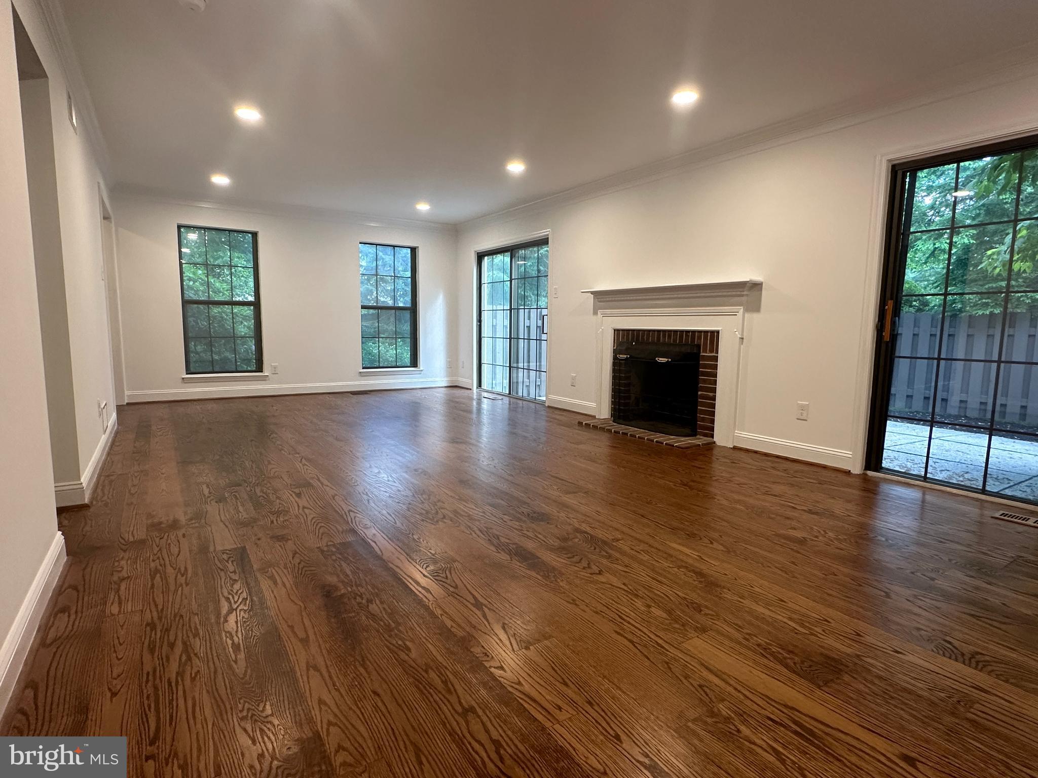 WEATHERSTONE - Residential