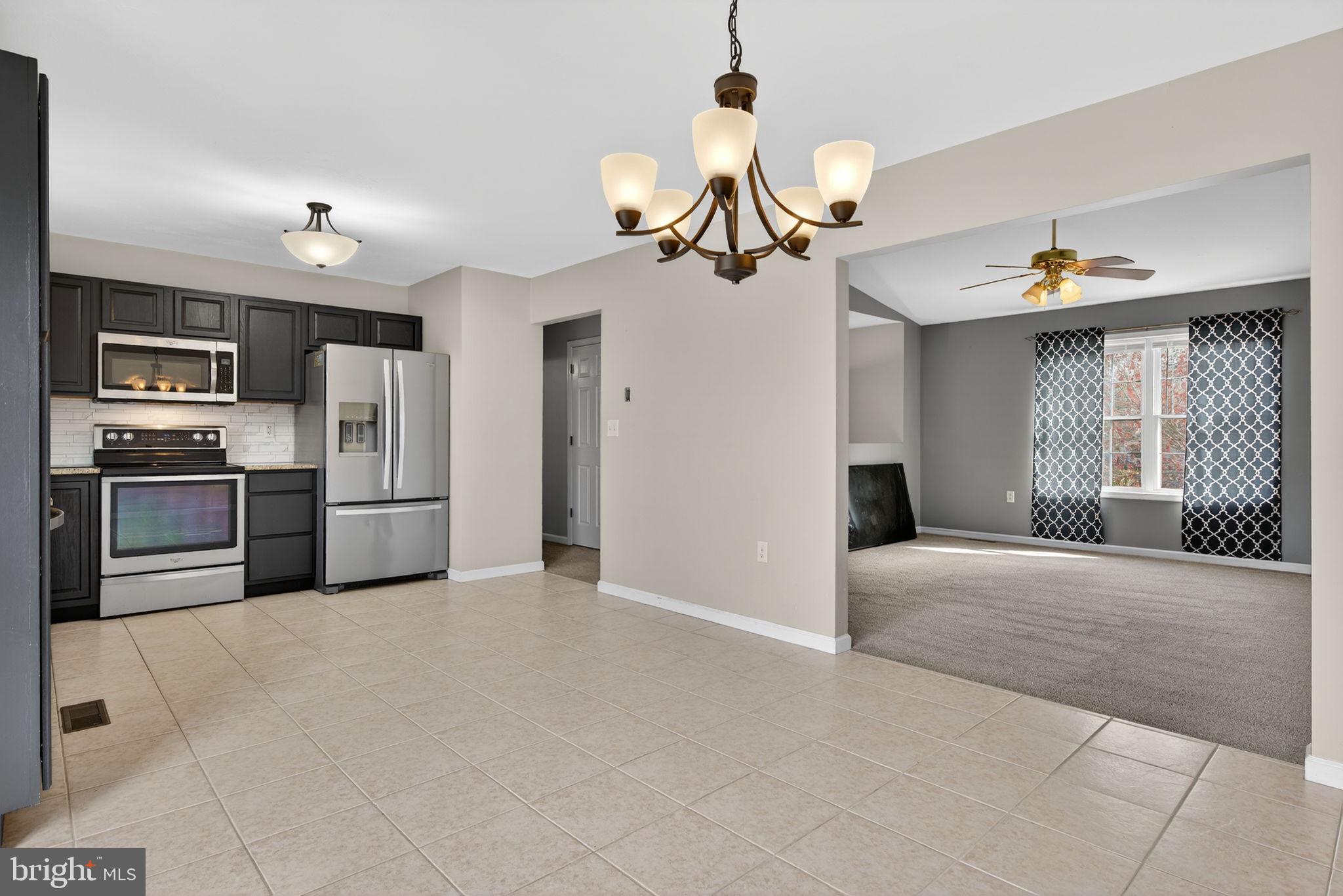 LAKE MEADE - Residential