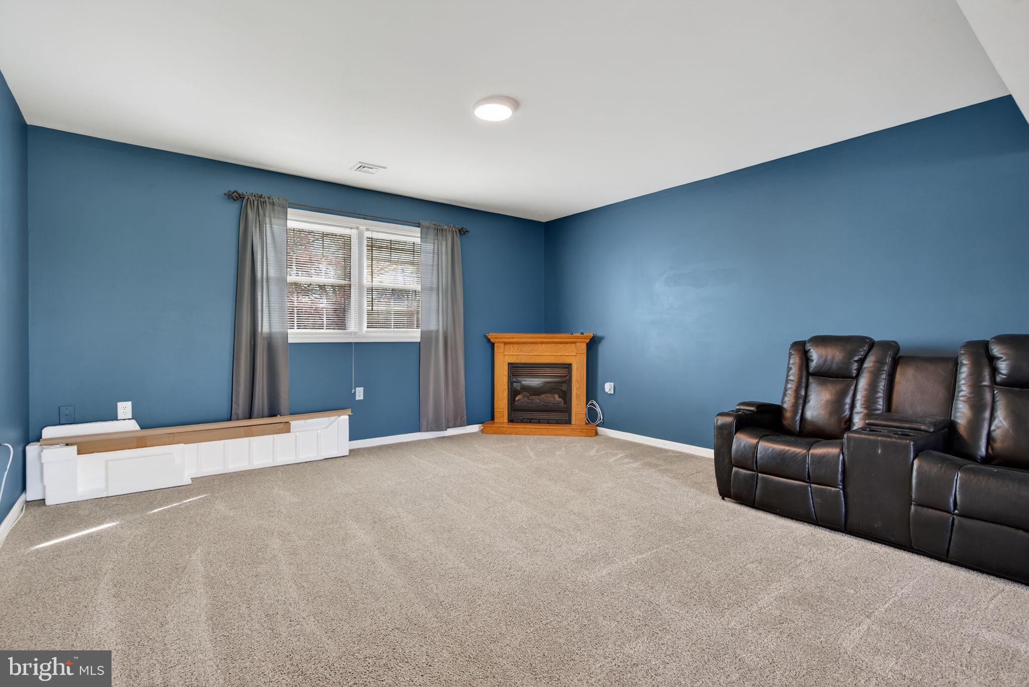 LAKE MEADE - Residential