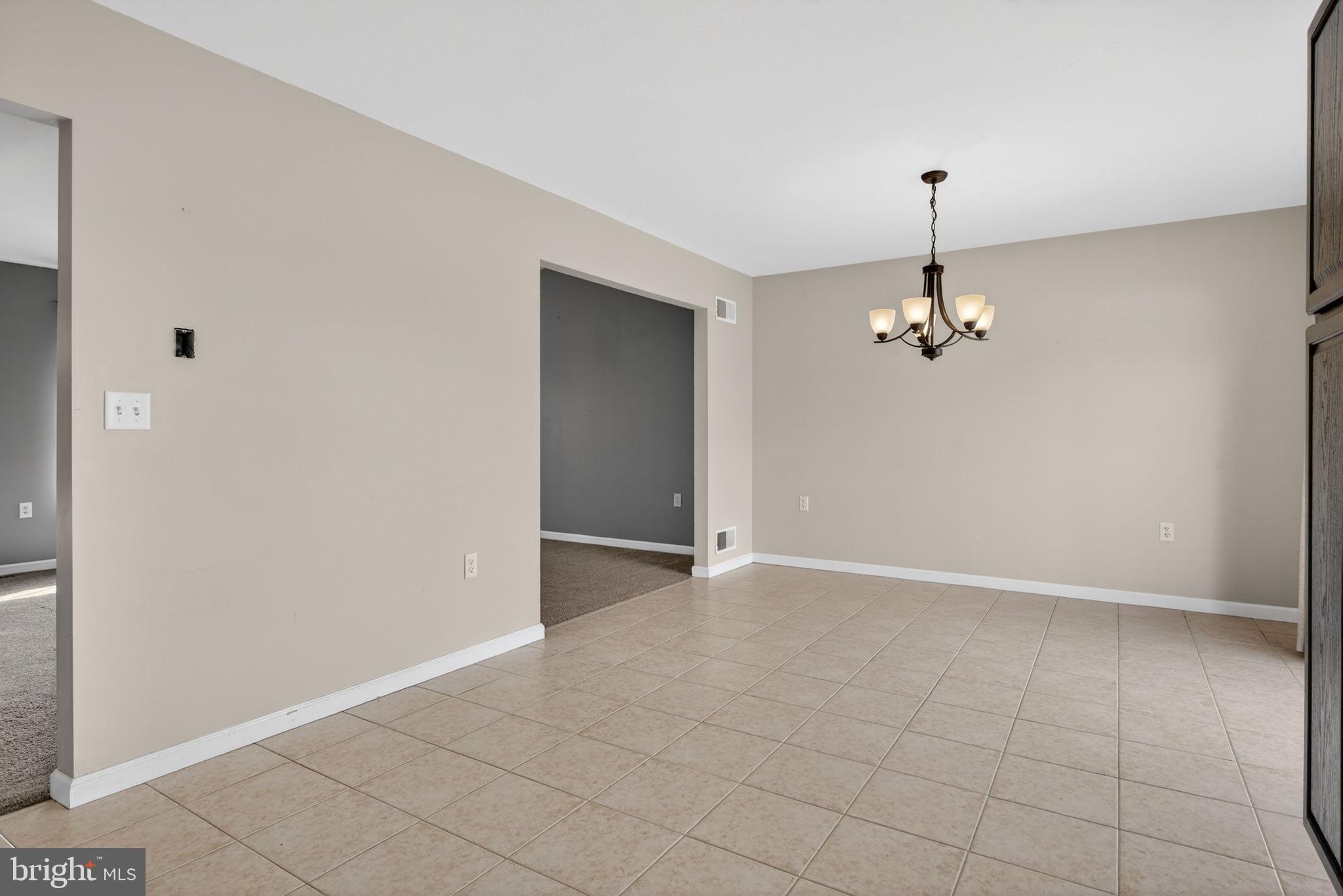 LAKE MEADE - Residential