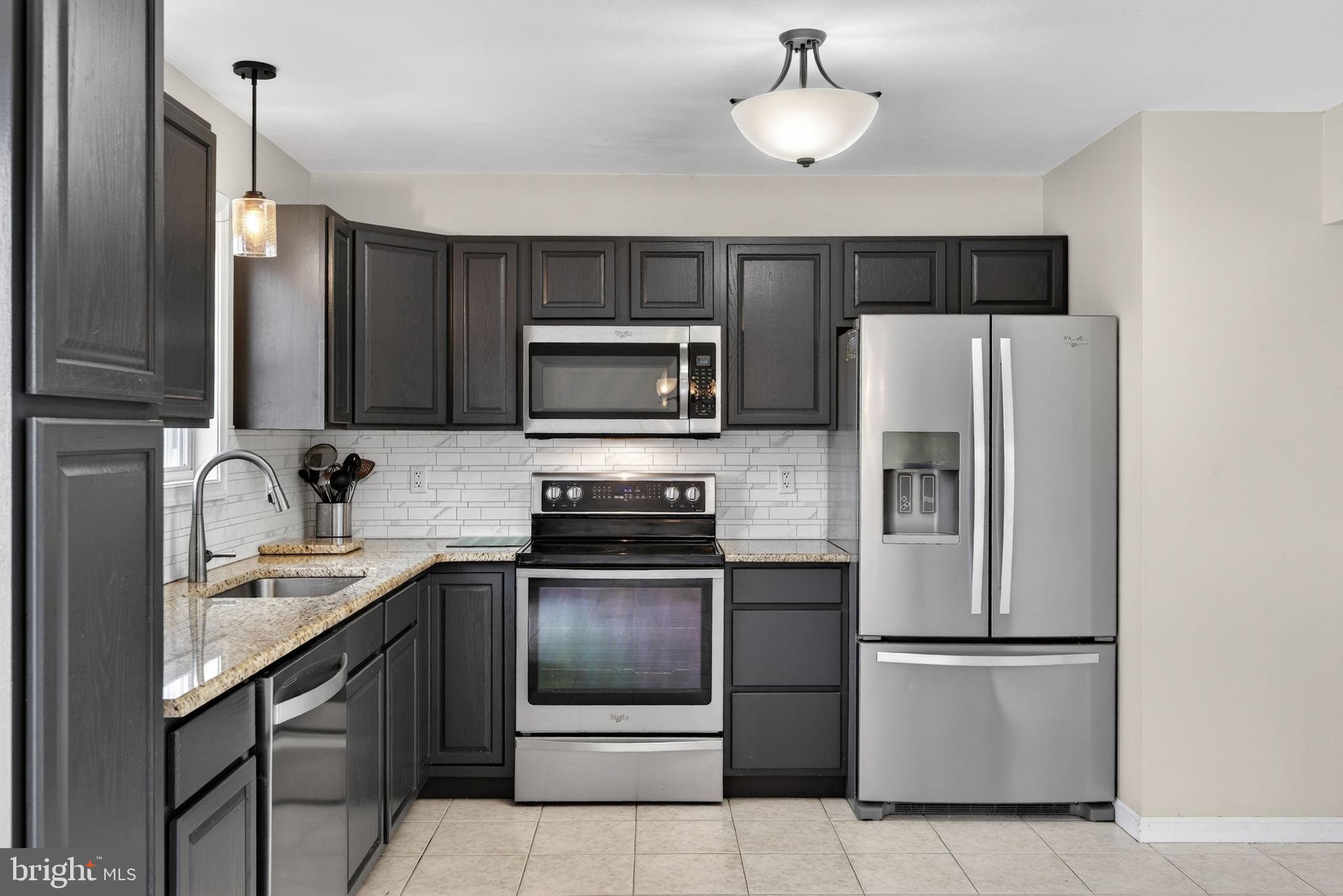 LAKE MEADE - Residential